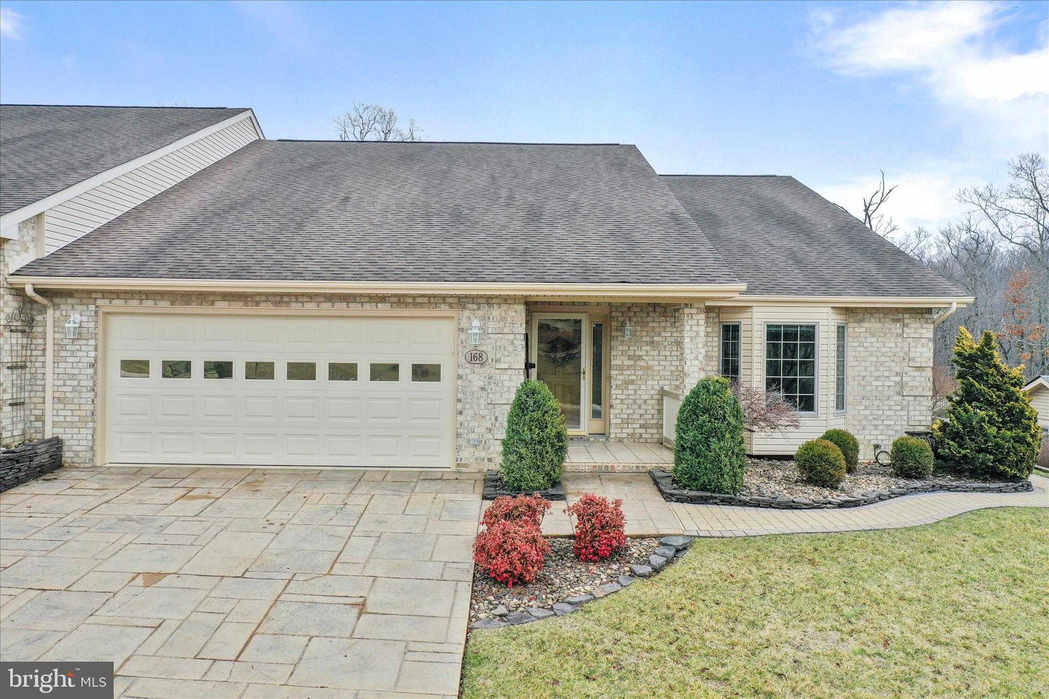 168 Stony Pointe Way photo 3