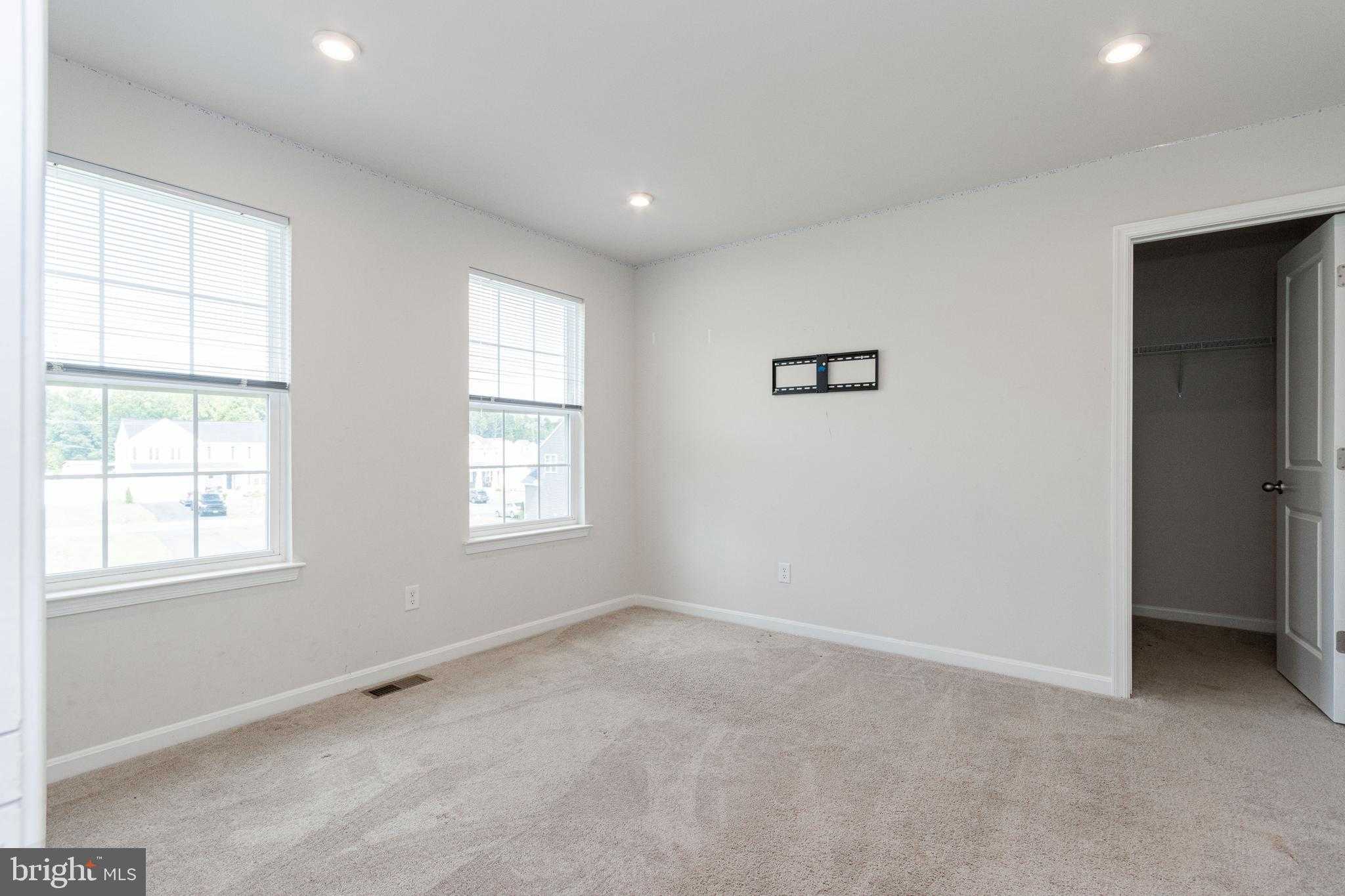 9003 Walnut Hill Rd photo 18