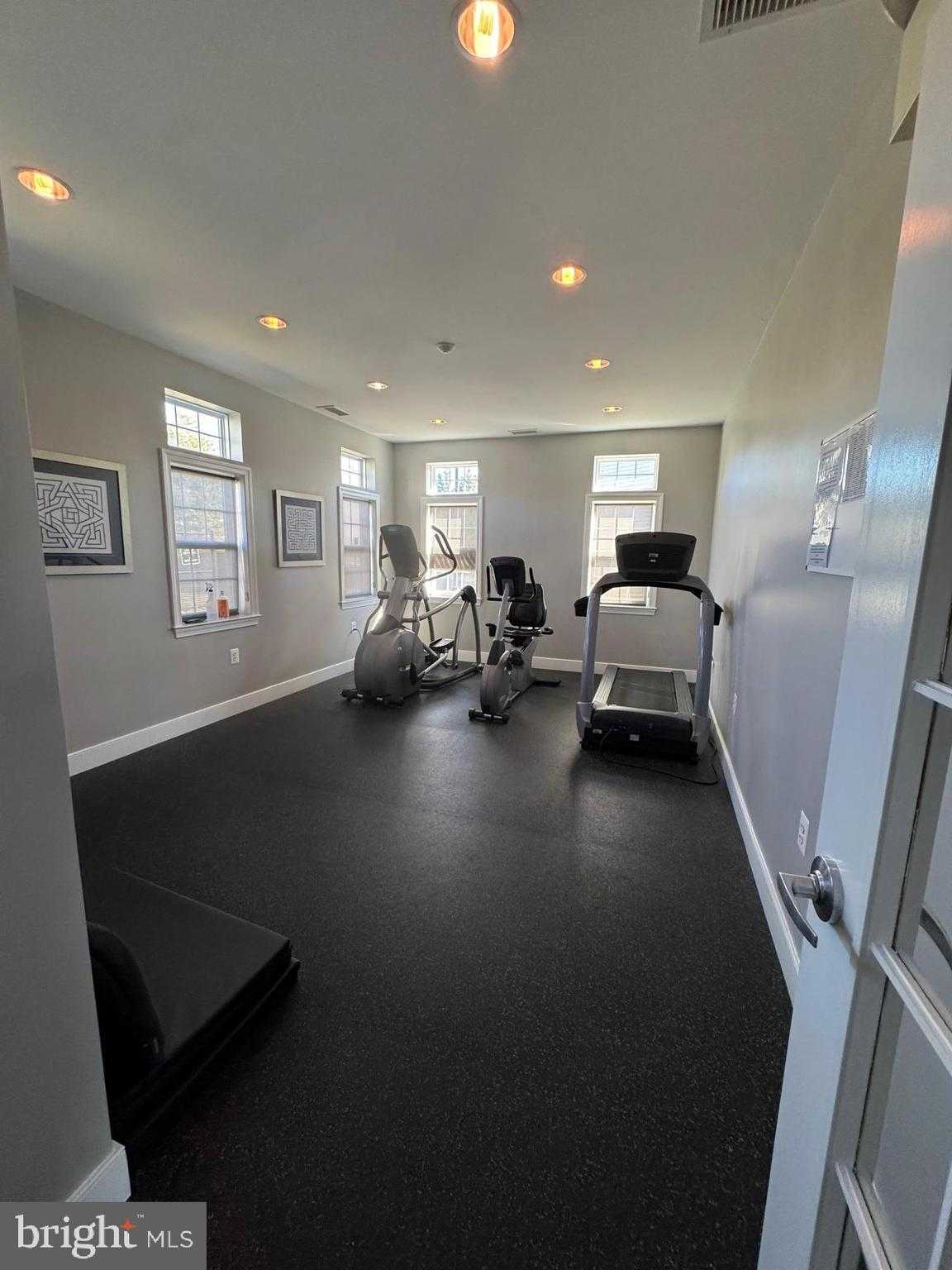 9202 Charleston Dr Unit 405 photo 38