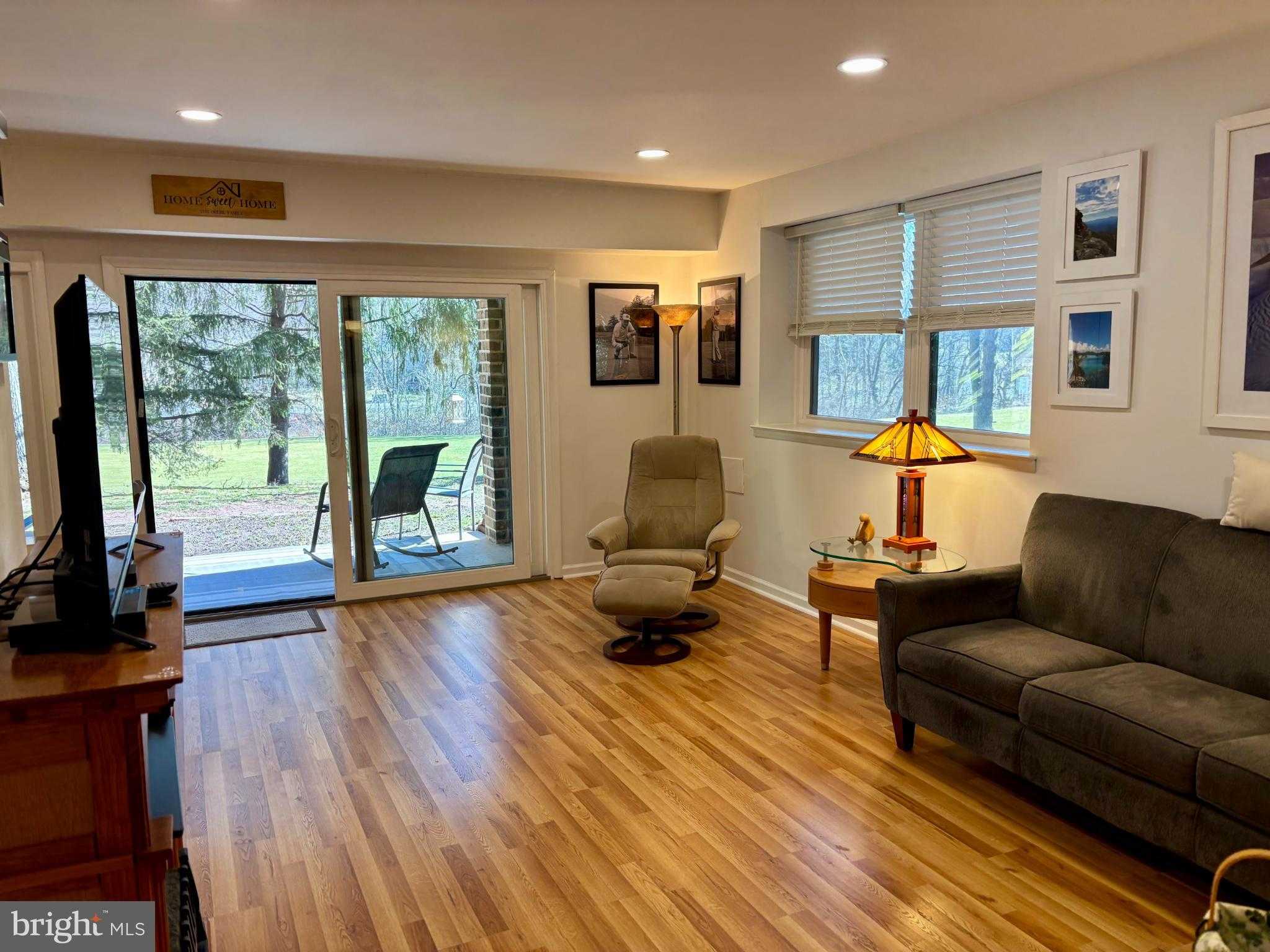 13 Fairway Rd photo 2