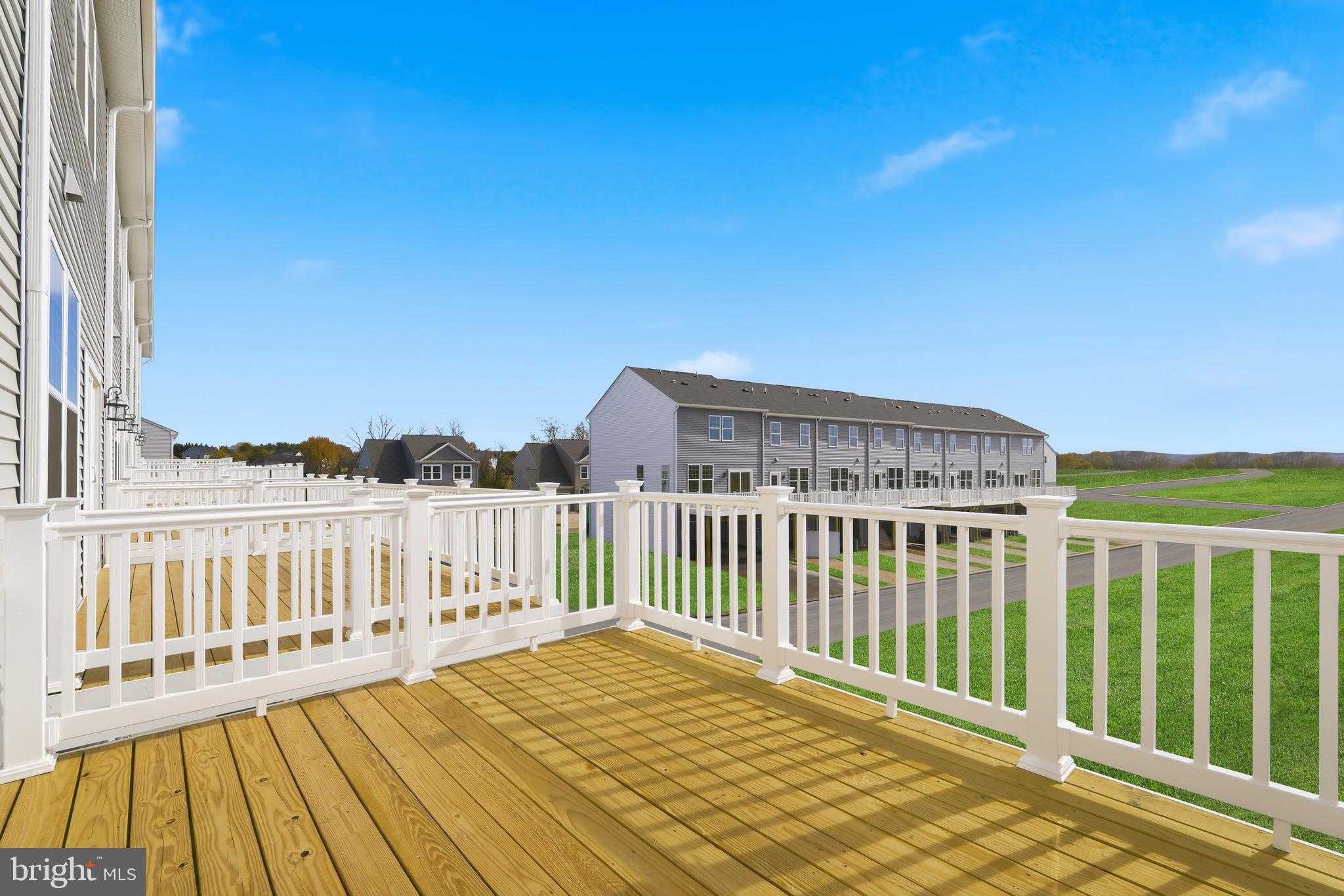 316 Presidents Pointe Ave photo 26