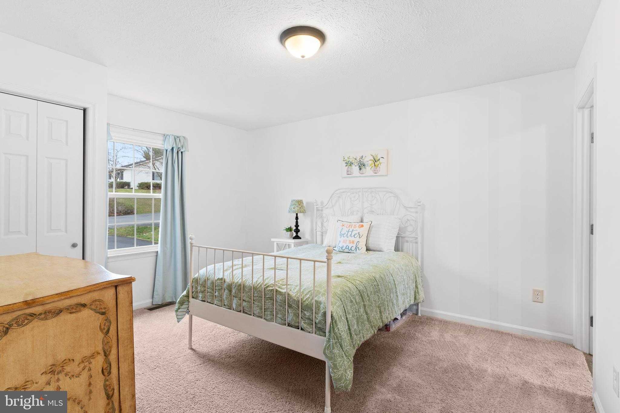 103 Fenwick CT photo 11