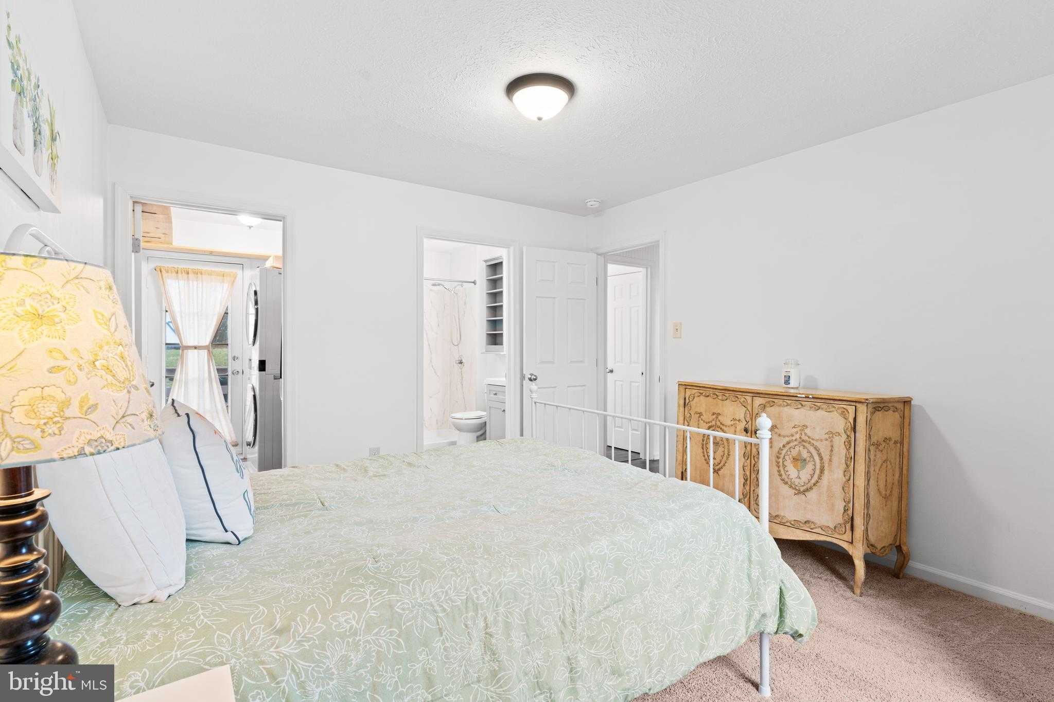 103 Fenwick CT photo 12