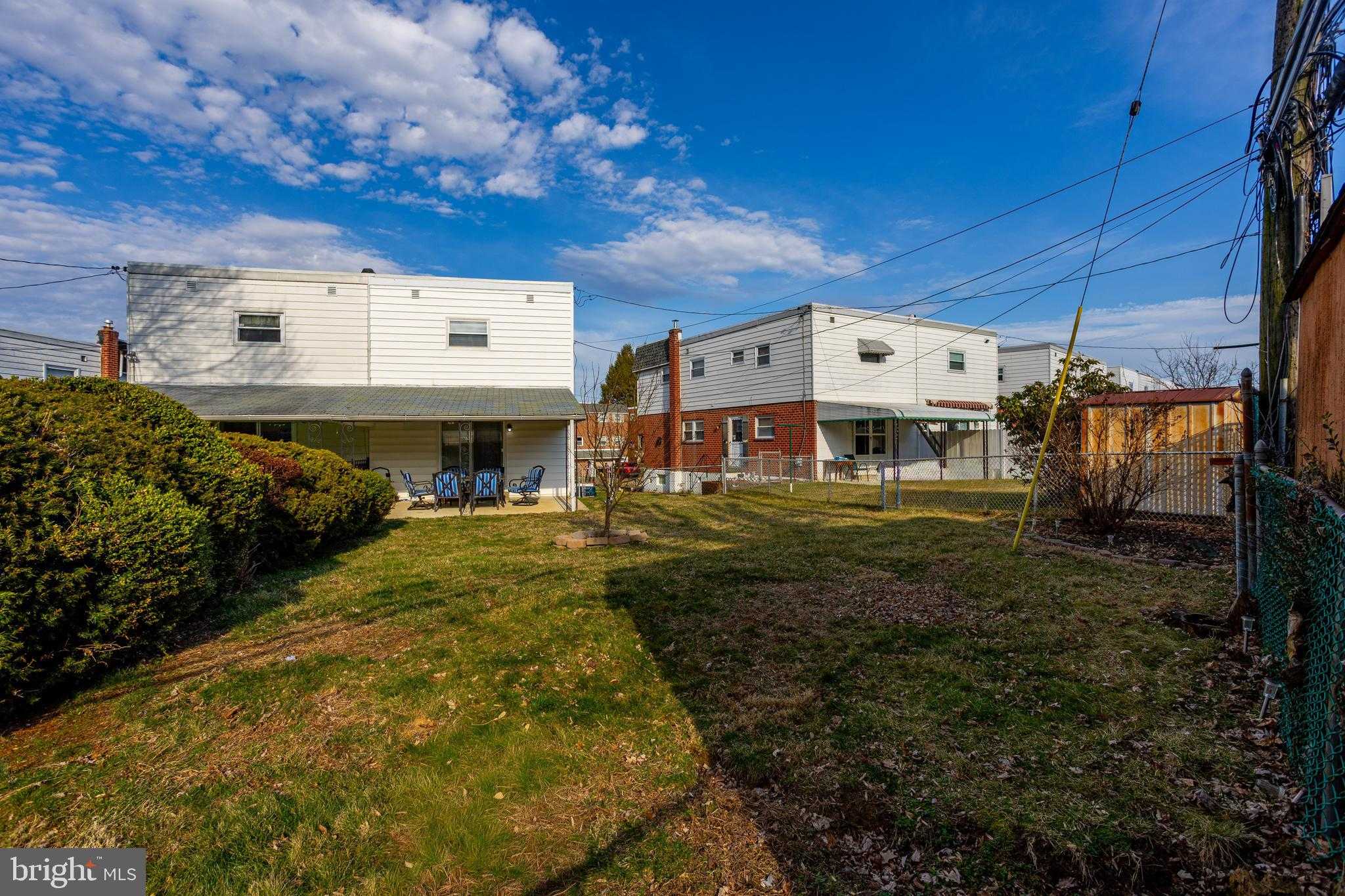 2720 Clayton St photo 10