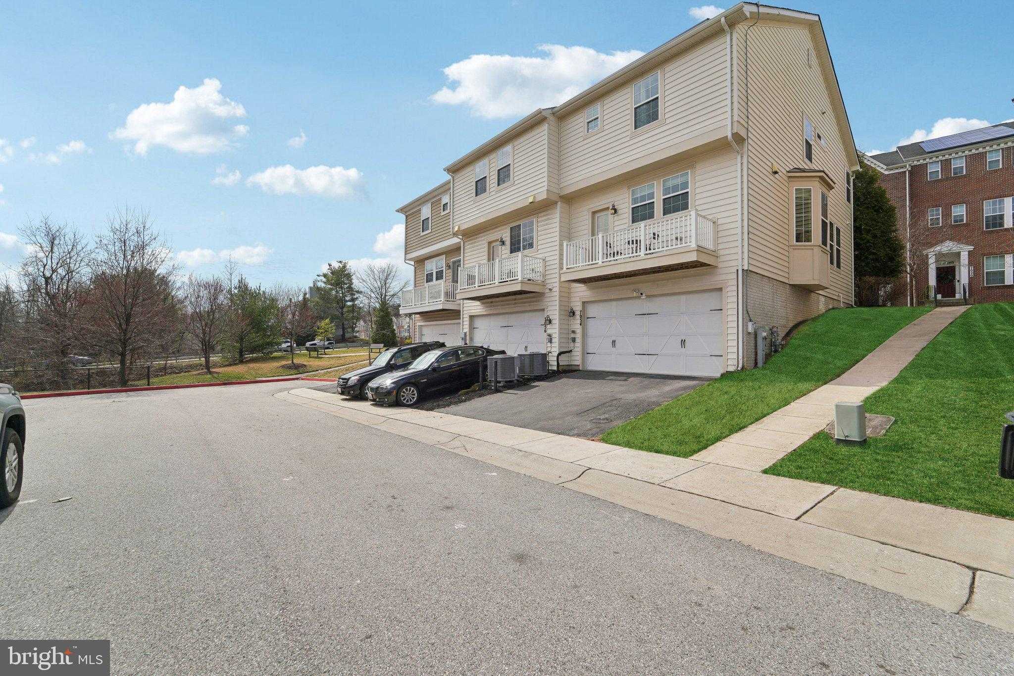 7054 Joann Khan Dr photo 29