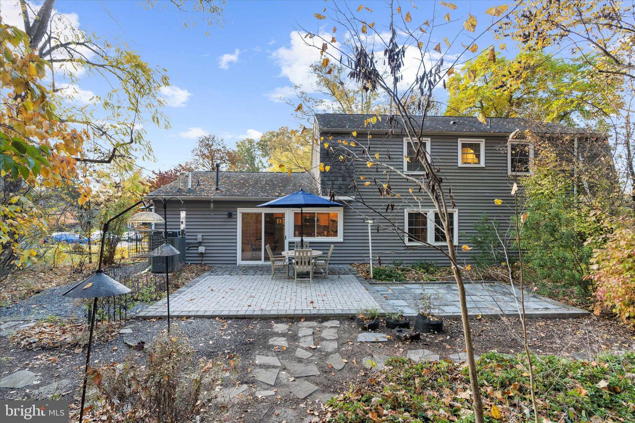 15808 Plainview Ln photo 34