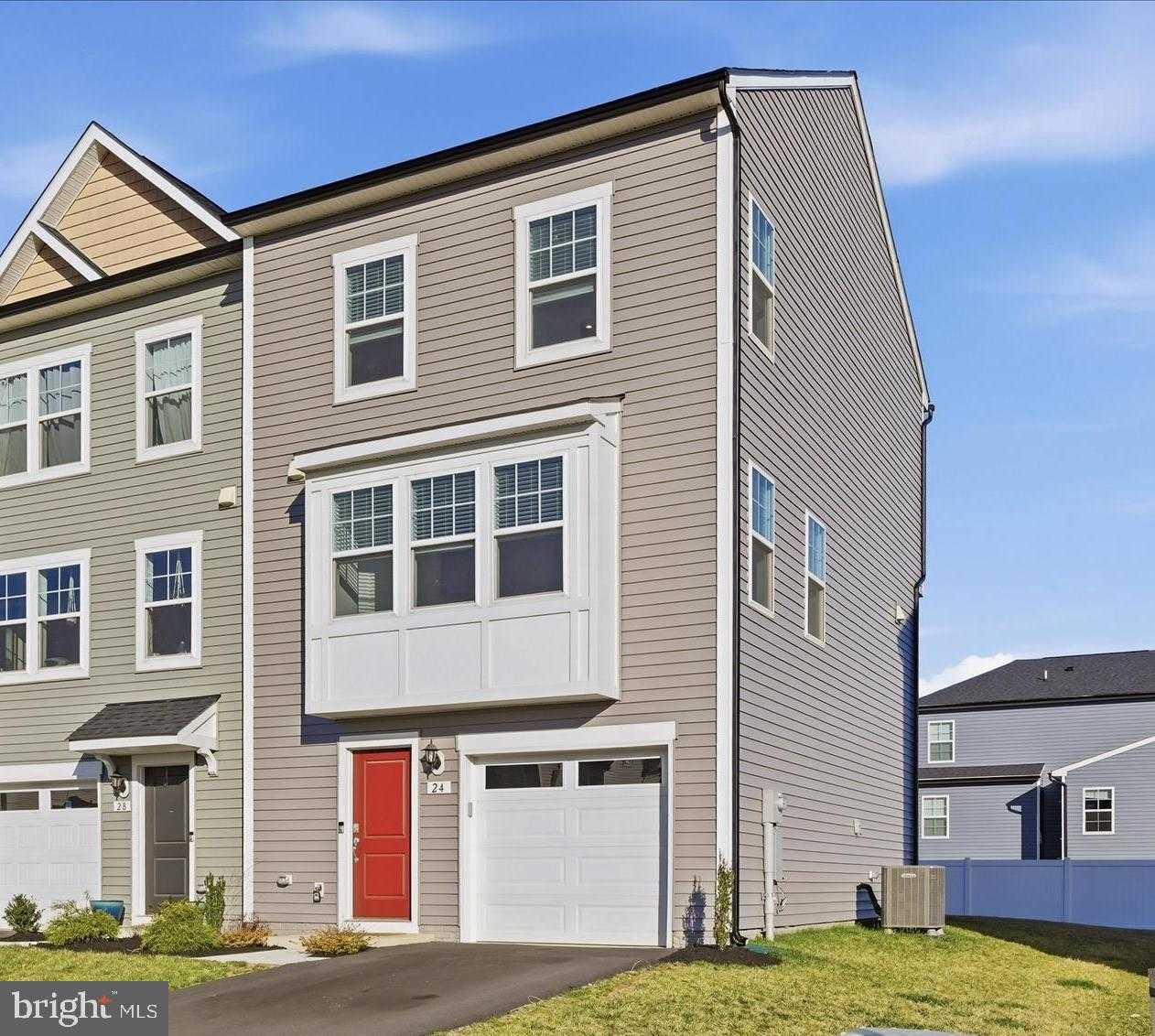 24 Armistead Pl photo 2