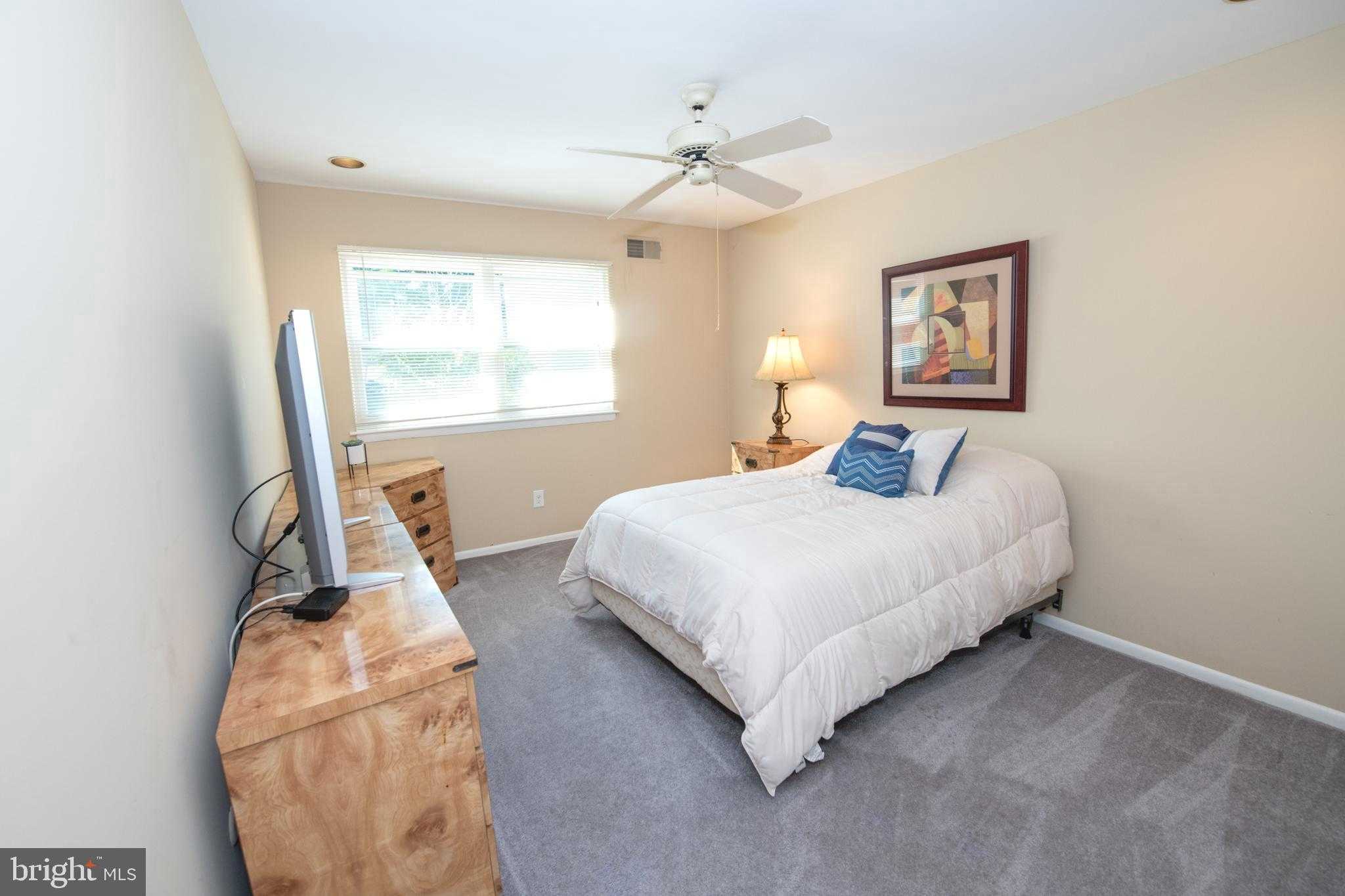 2556 Kirk Dr photo 39