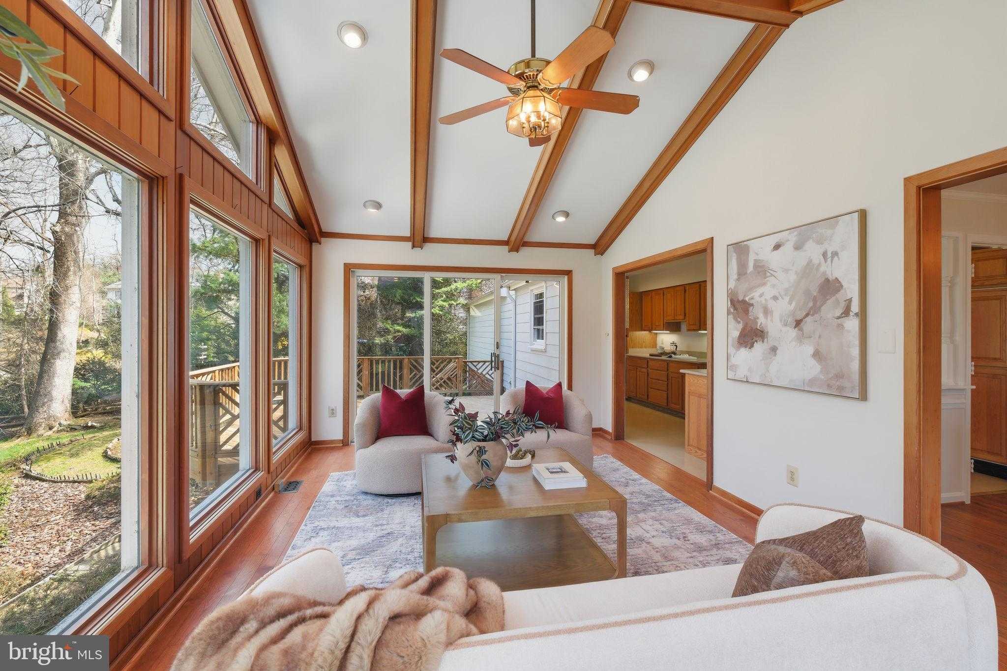 9 Trailridge CT photo 36