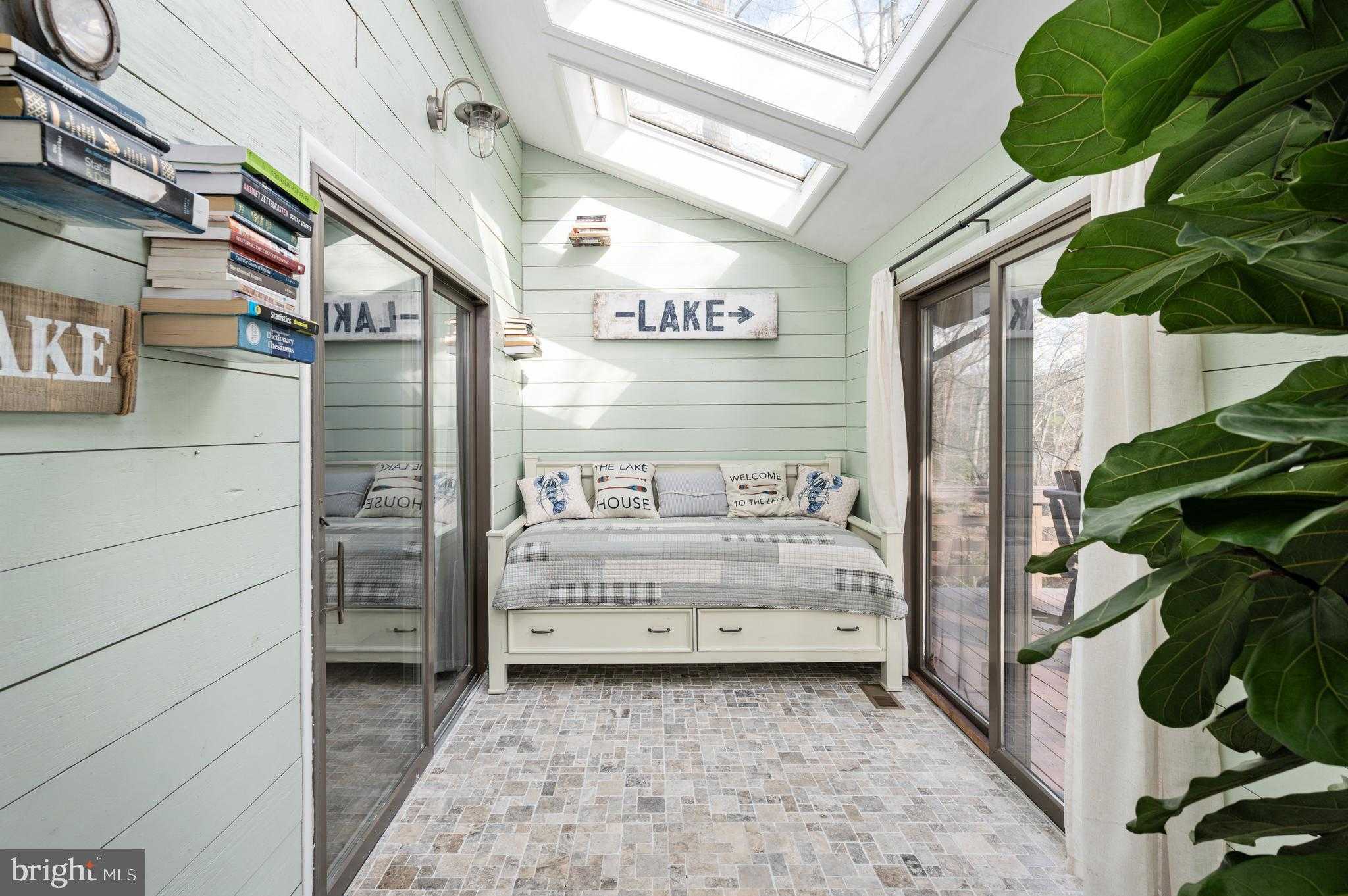 10234 Ashland Dr photo 20