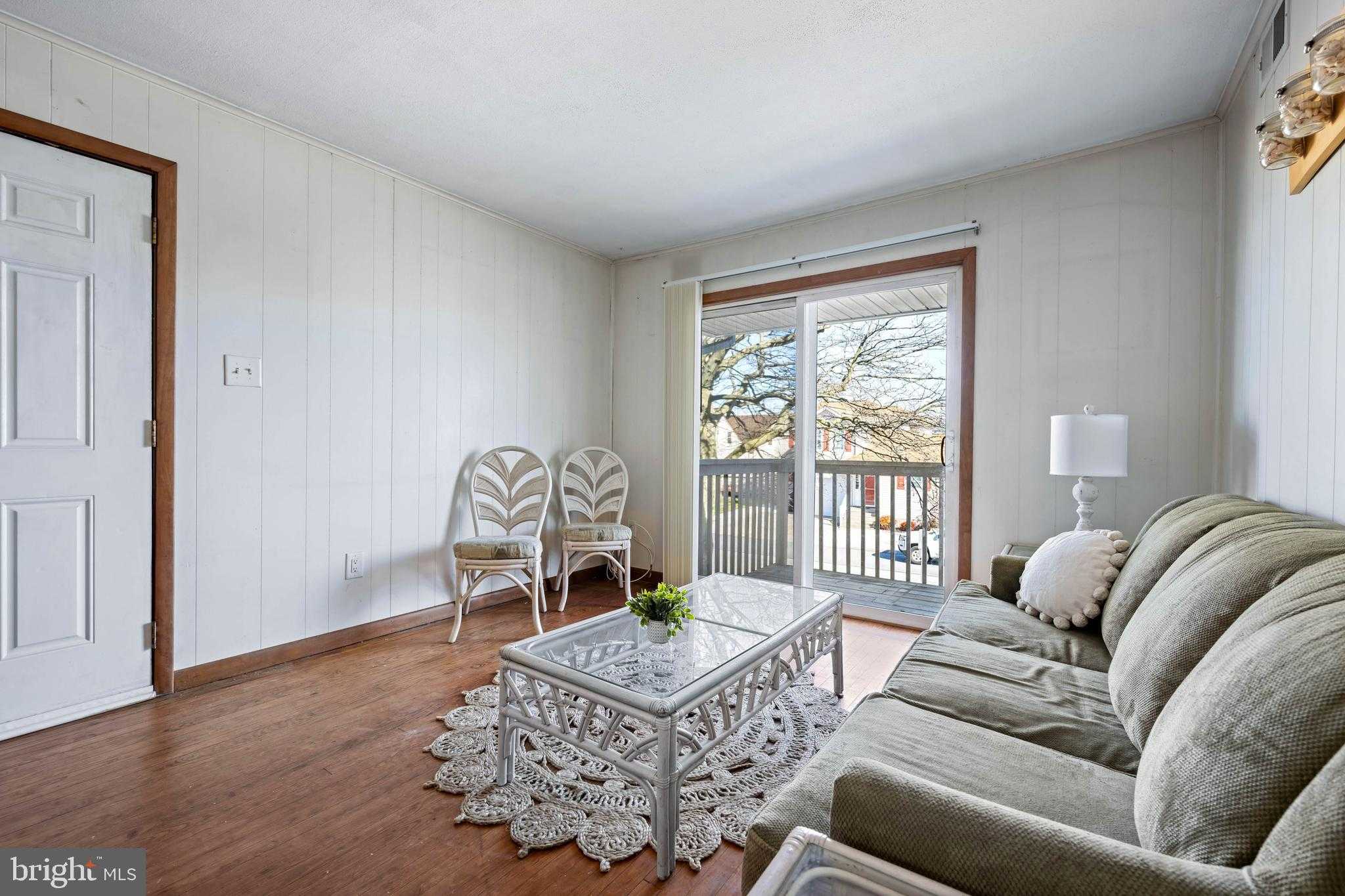 123 Jamestown Rd photo 10