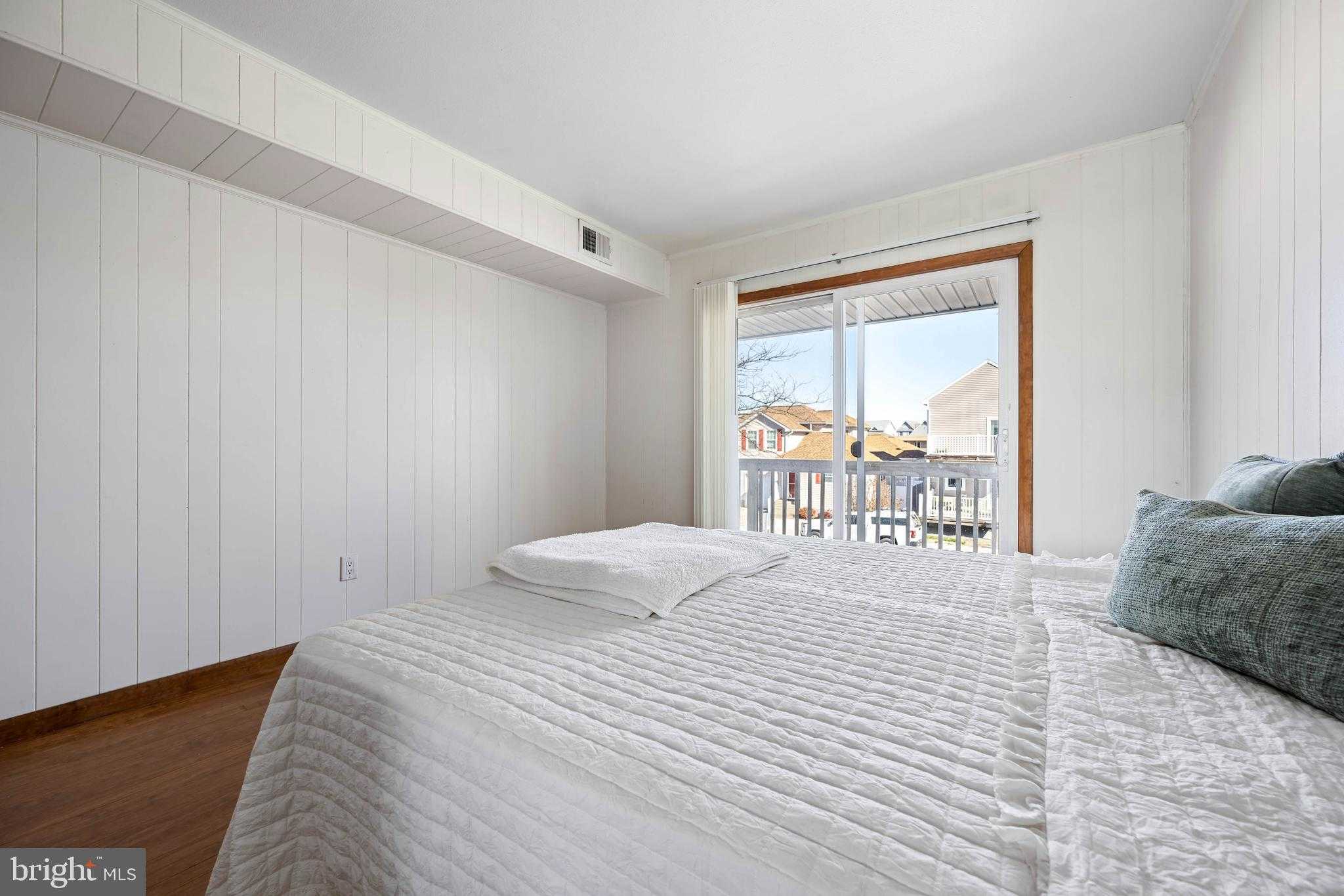 123 Jamestown Rd photo 14