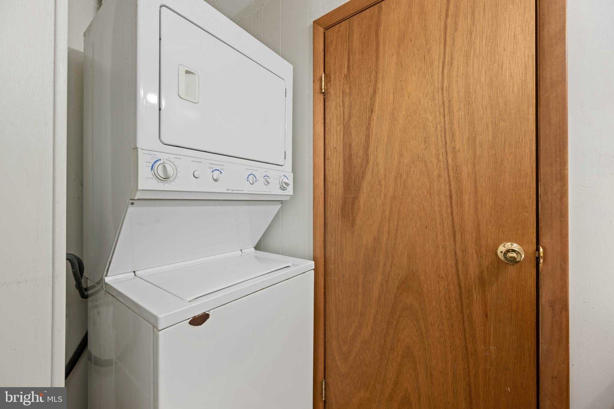 123 Jamestown Rd photo 22