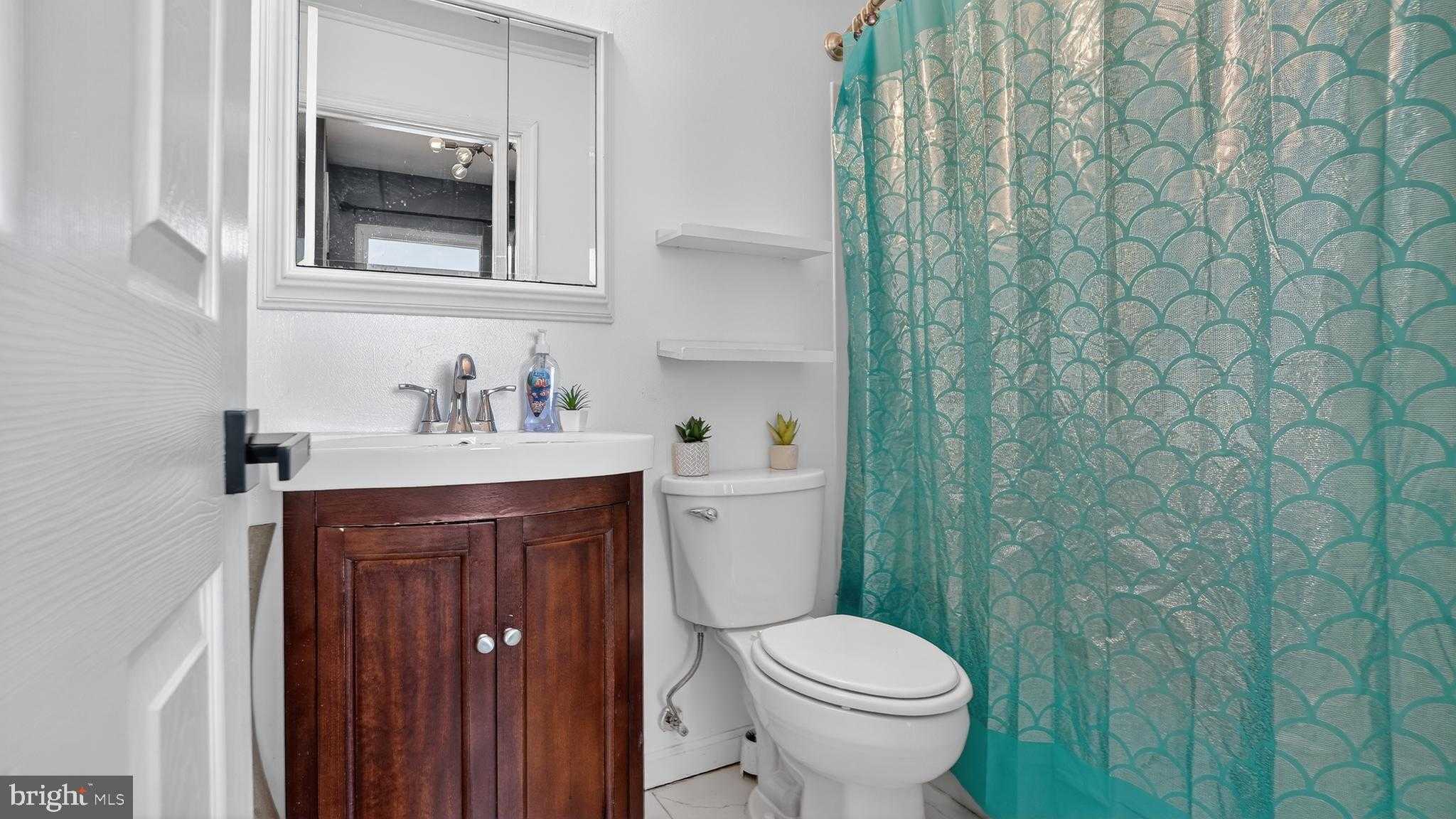 480 Worthington Rd photo 29