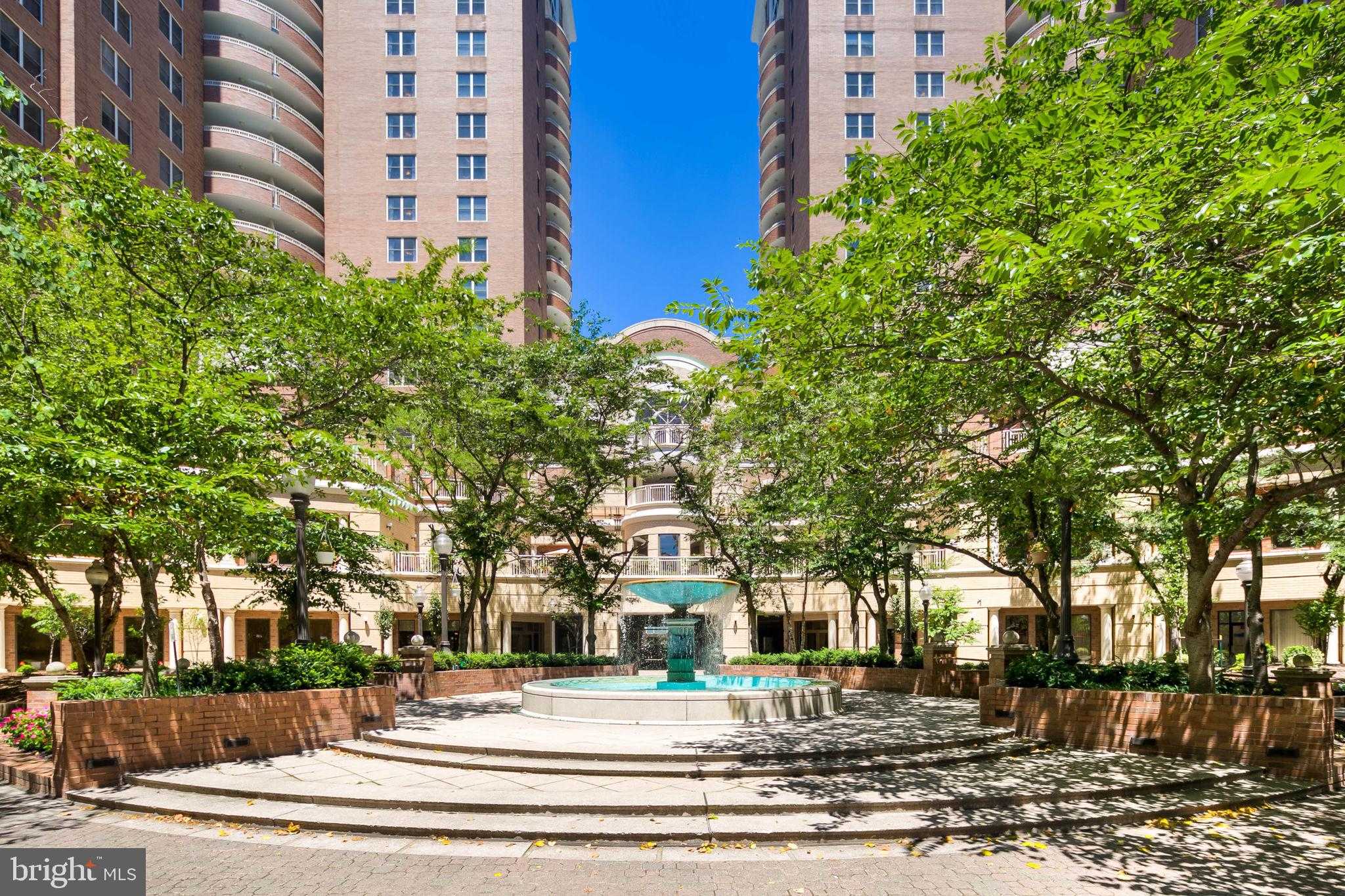 900 N Taylor St Apt 2008 photo 6