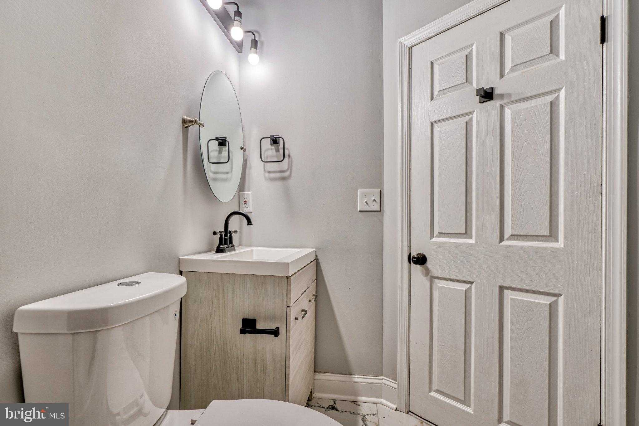 2631 Loyola Northway photo 46