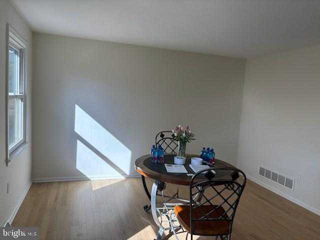 202 Rebecca Ln photo 7