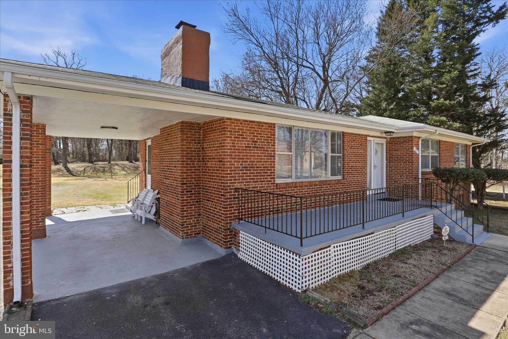 5811 Kirby Rd photo 4