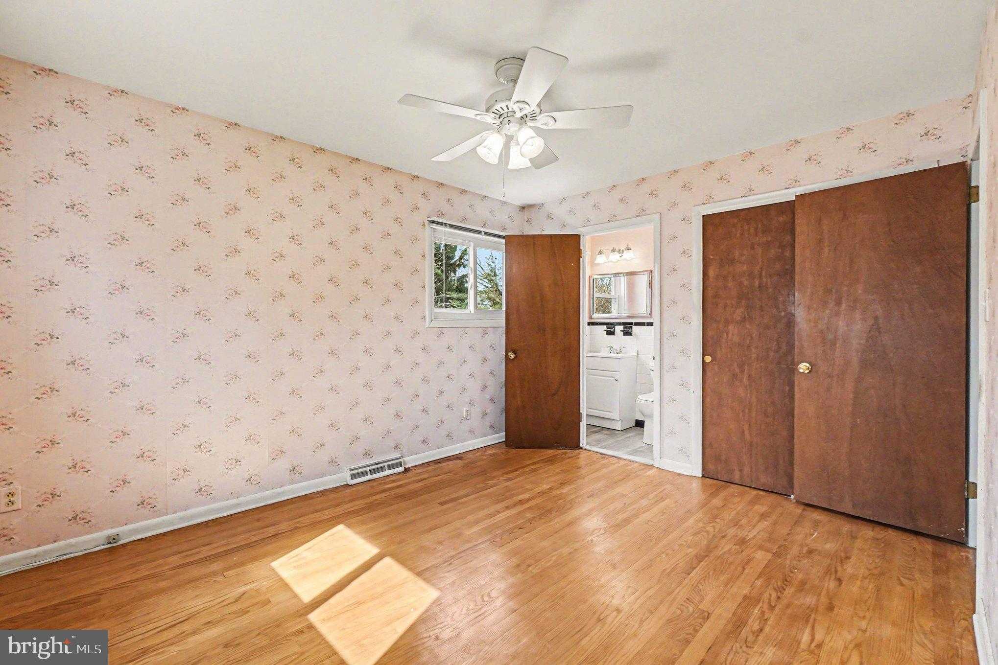 1327 Saratoga Dr photo 26