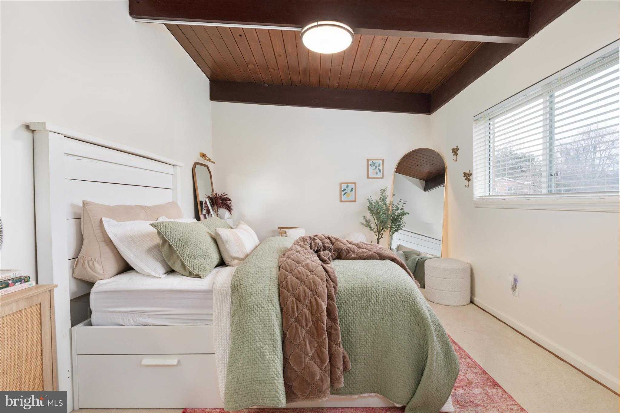 4901 Americana Dr Apt 202 photo 17