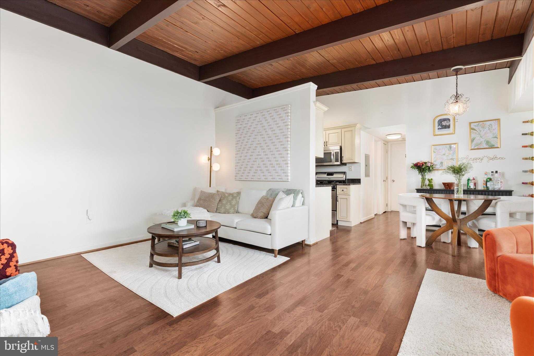 4901 Americana Dr Apt 202 photo 3