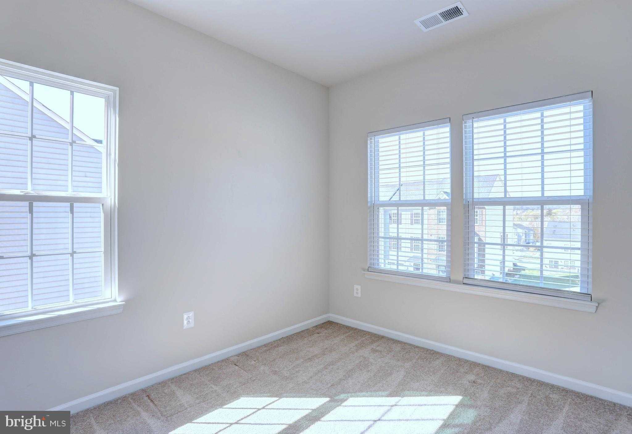 1811 Wind Gate Rd photo 15