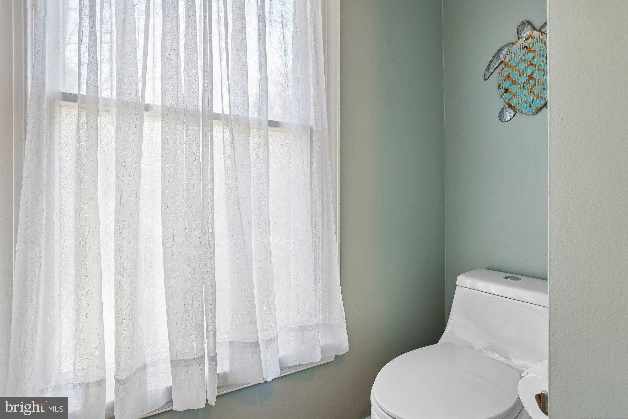 702 Falls Rd photo 49