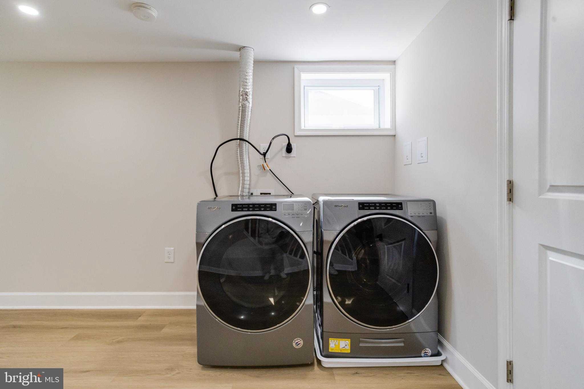 605 Walnut Ave photo 64