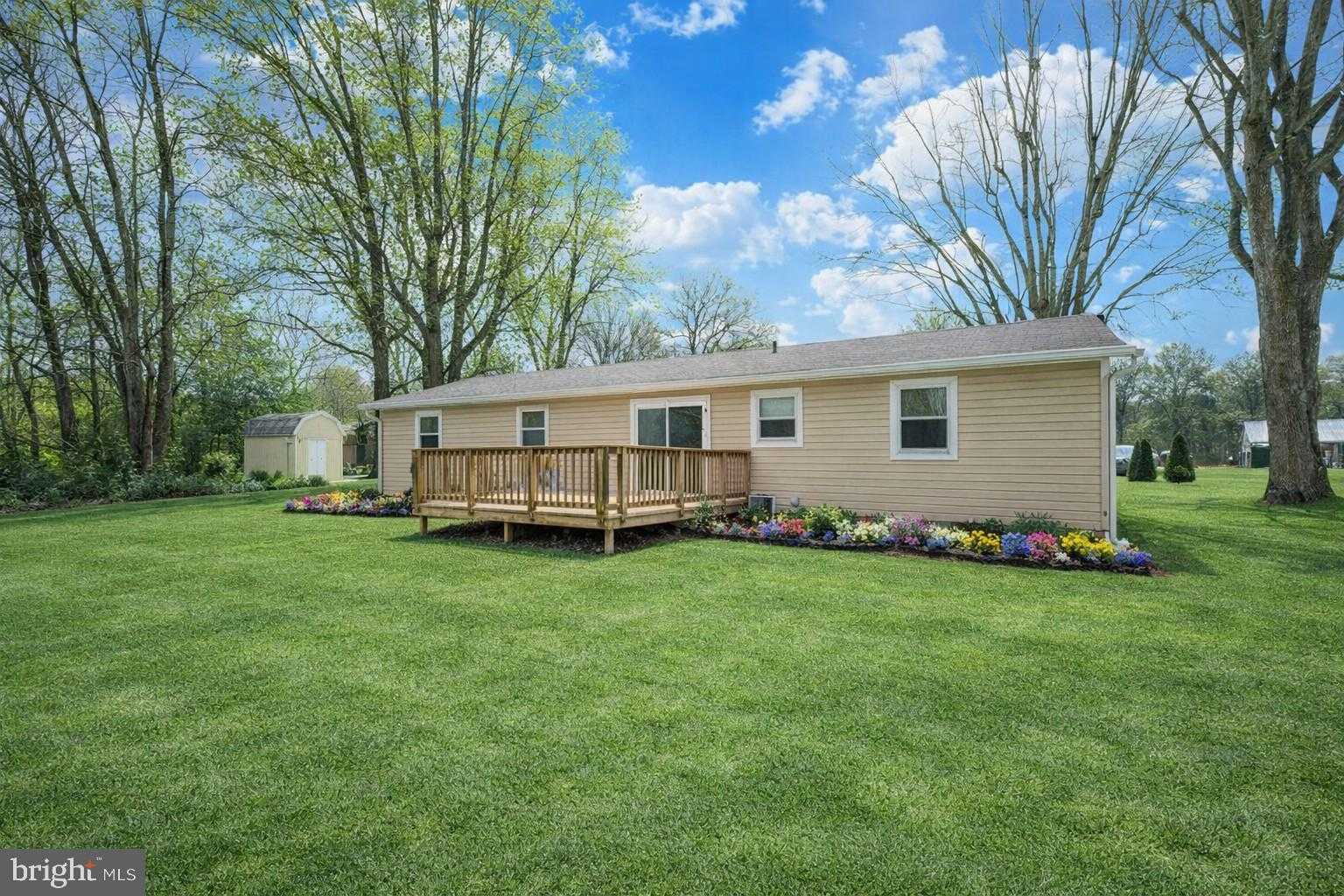 64 Stanley Hauver Dr photo 2