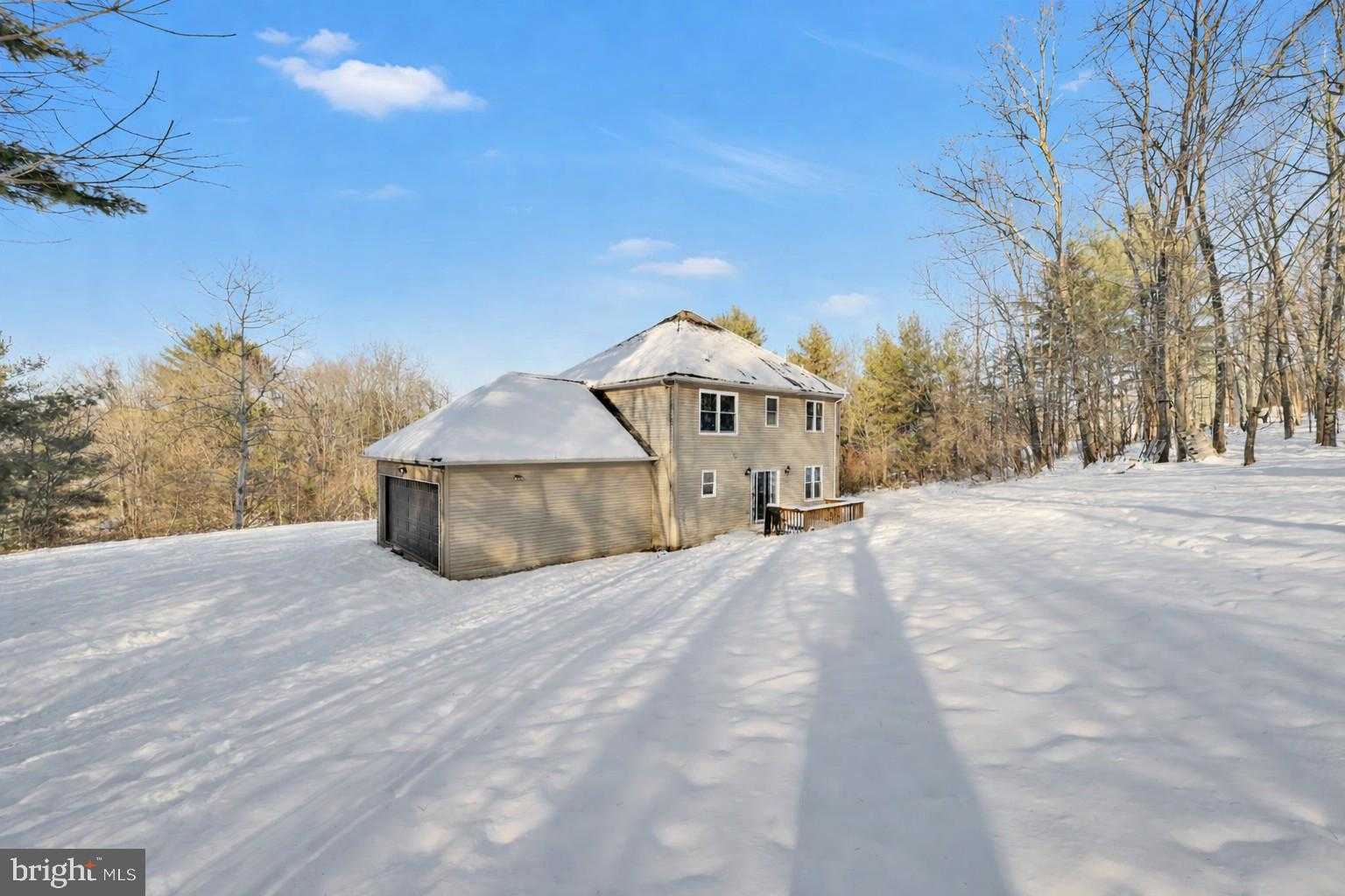 316 Reagan Dr photo 8