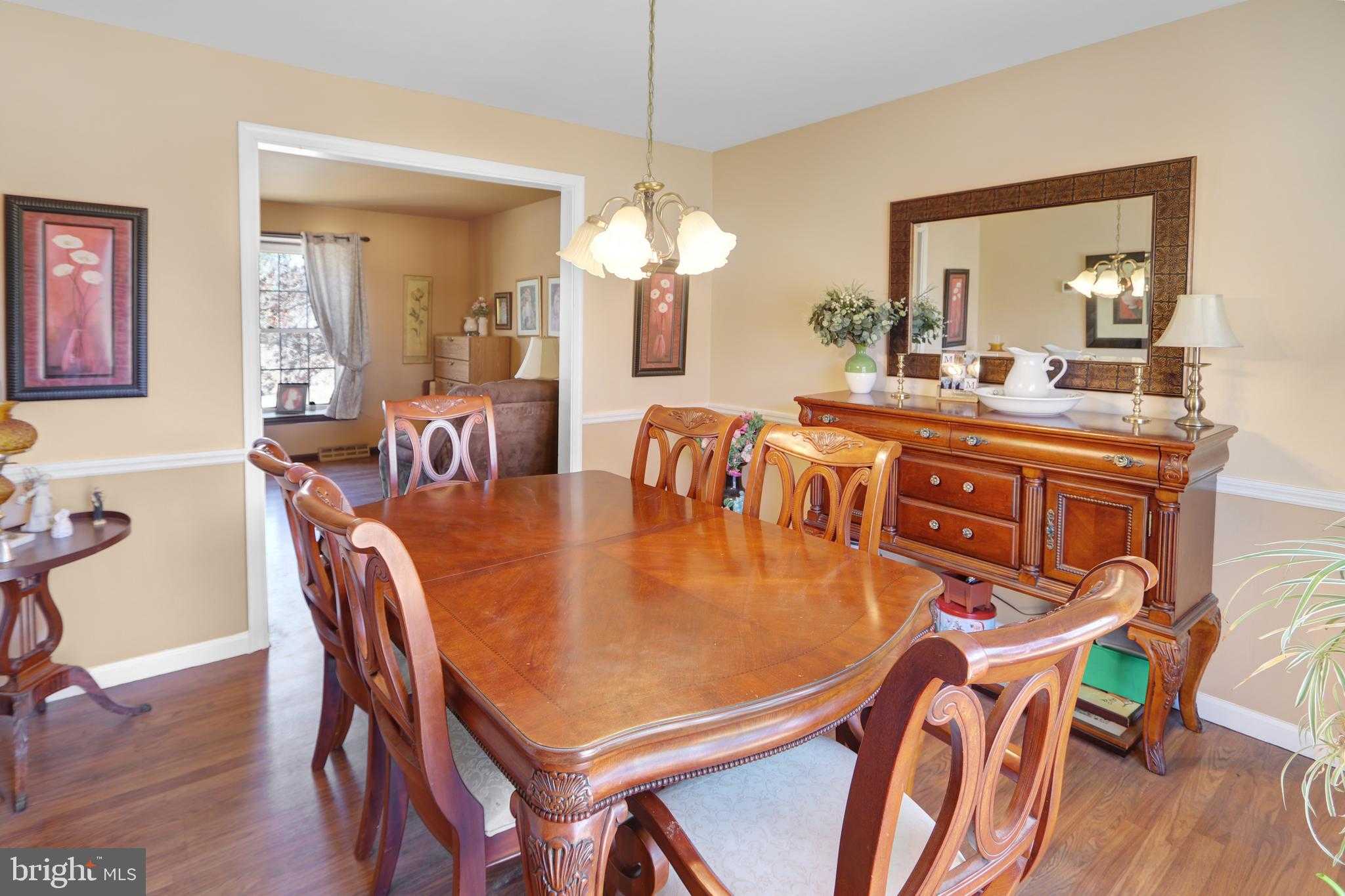 1172 Hiddenview Dr photo 9