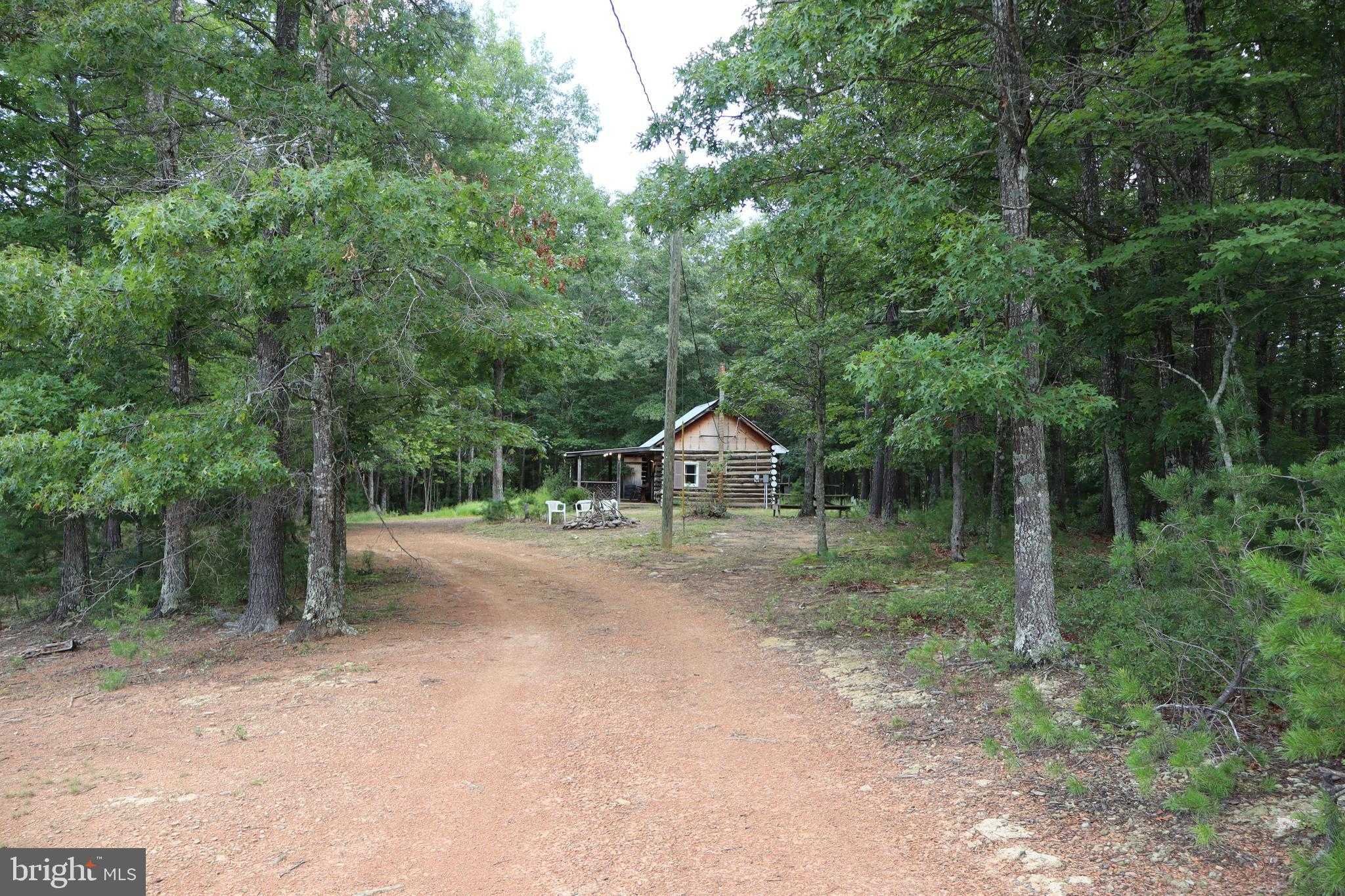 418 R & R Ridge Rd photo 2