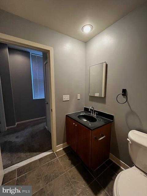 1211 Light St Apt 309 photo 24