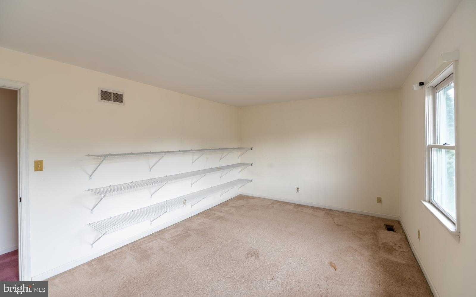 1525 Melville Dr photo 58