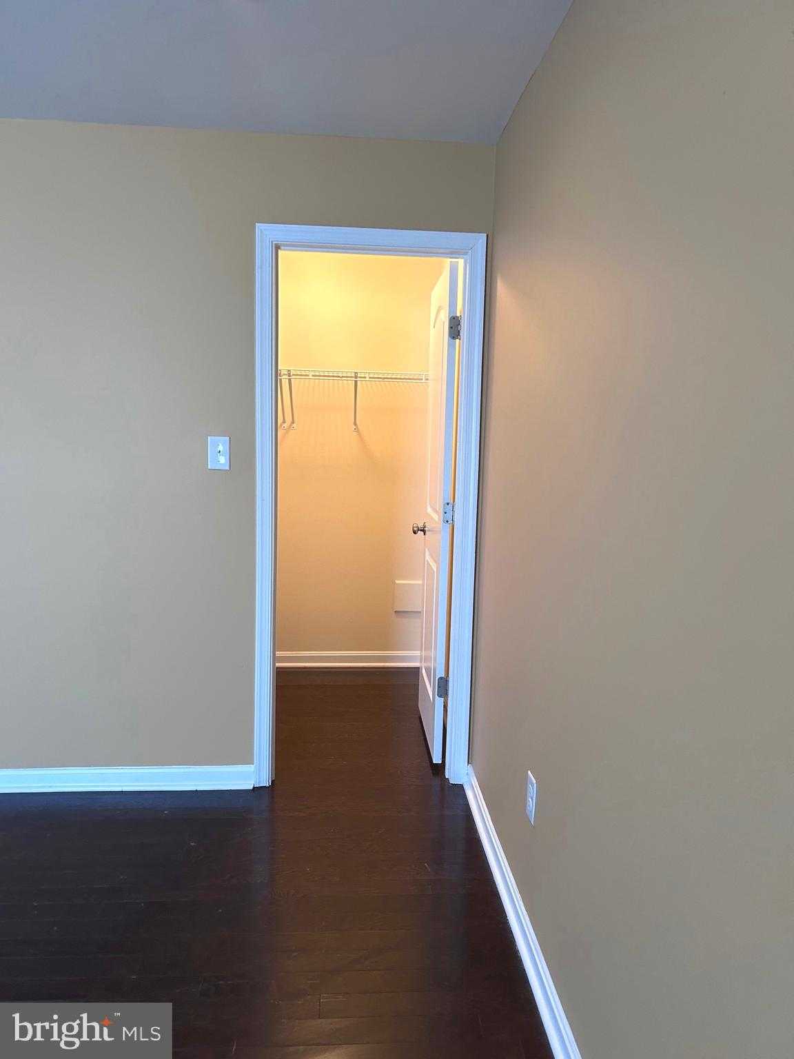 9623 Smithview Pl photo 5