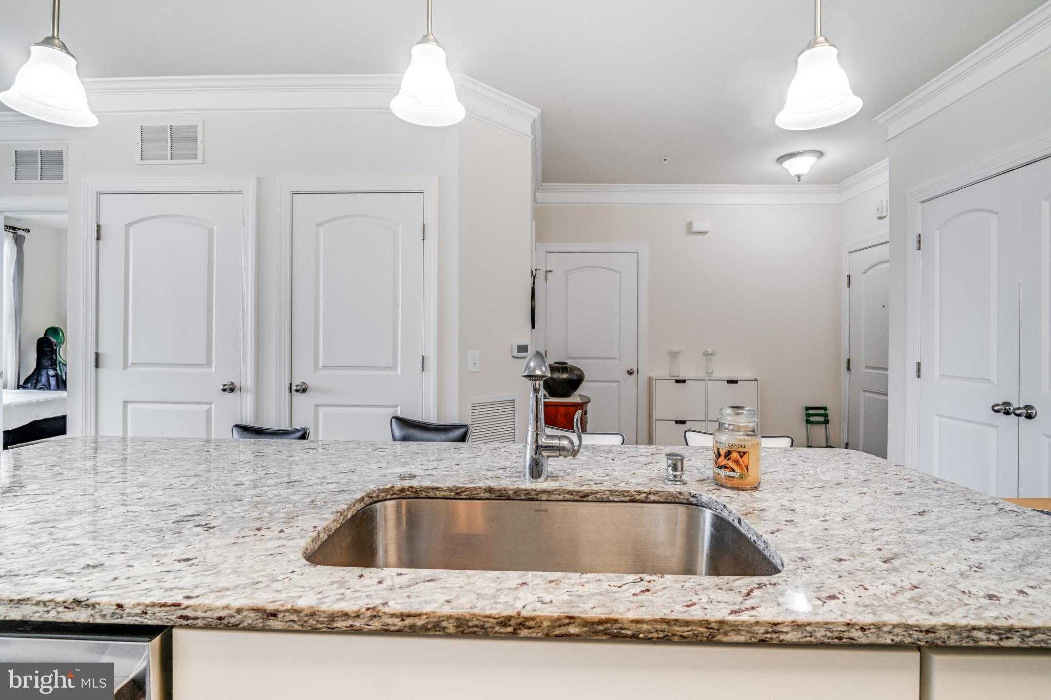 13722 Neil Armstrong Ave Apt 405 photo 8