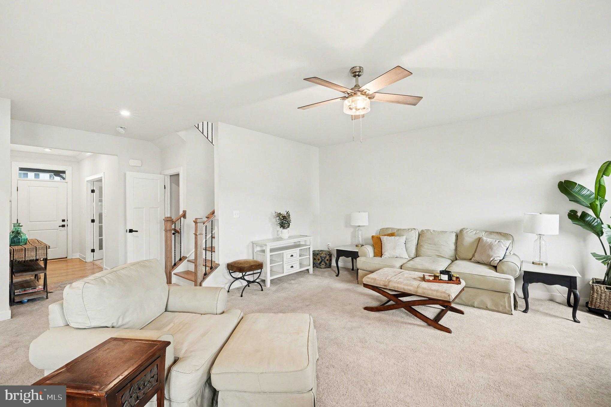 1103 City View Ln photo 5