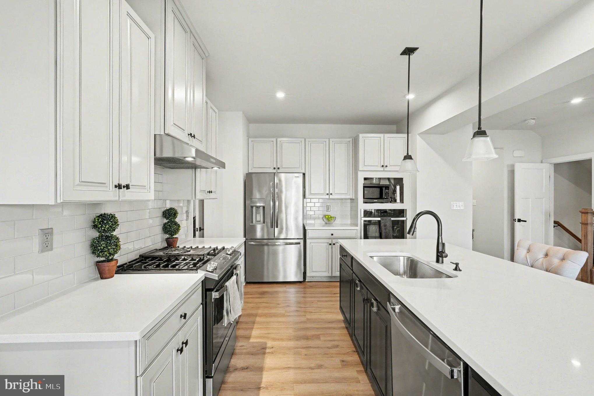 1103 City View Ln photo 8