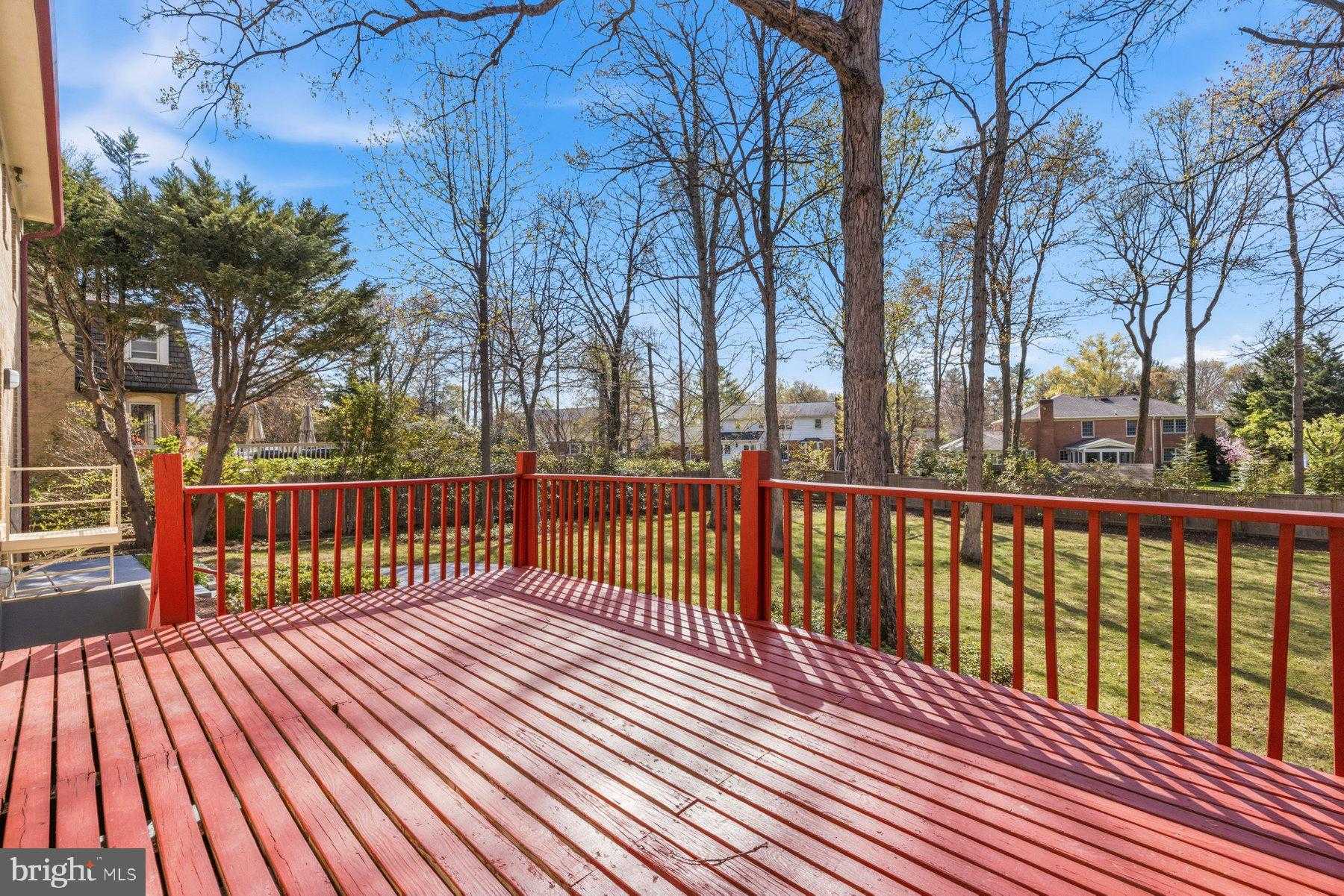 9916 Glenolden Dr photo 32