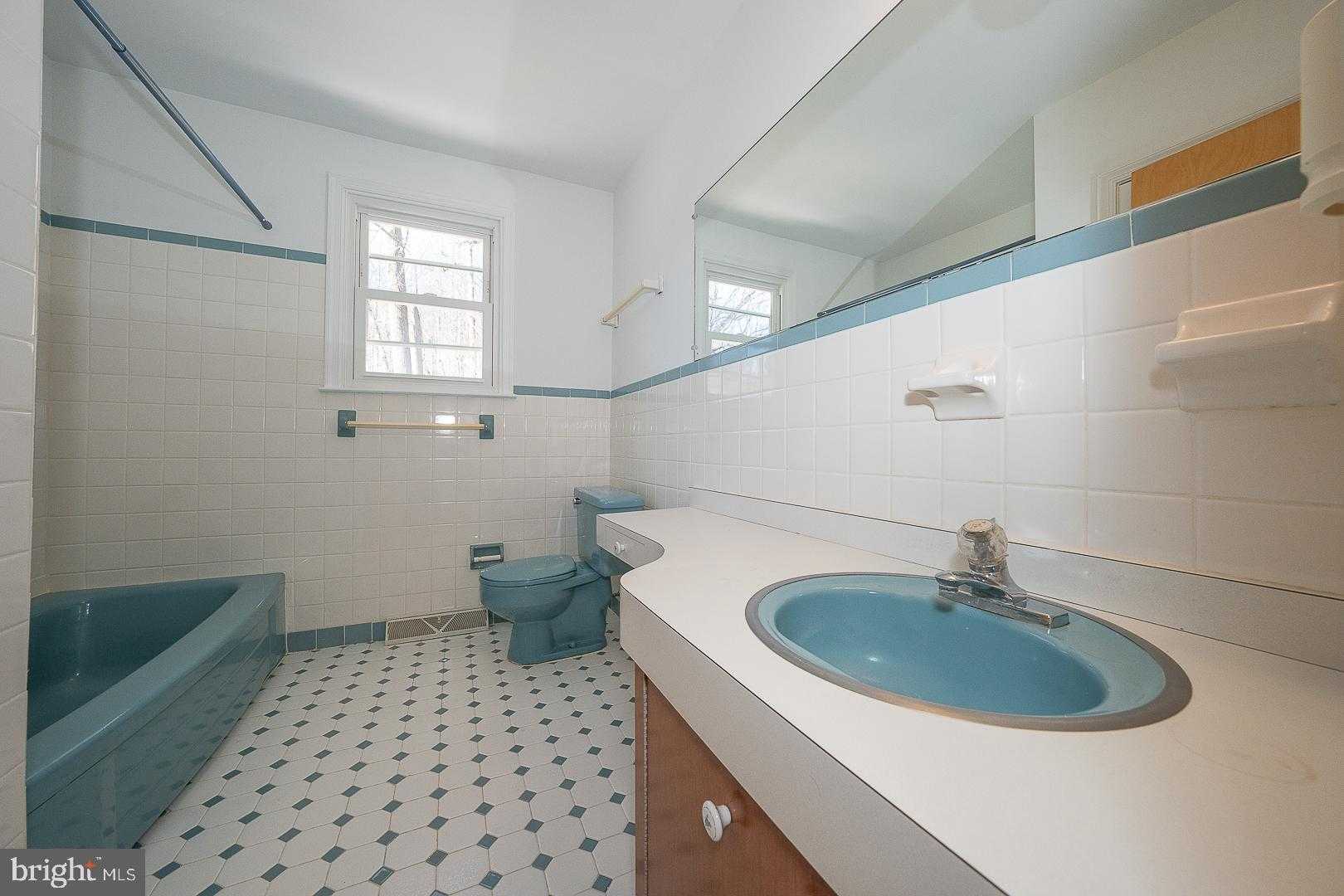 485 Garrison Way photo 40