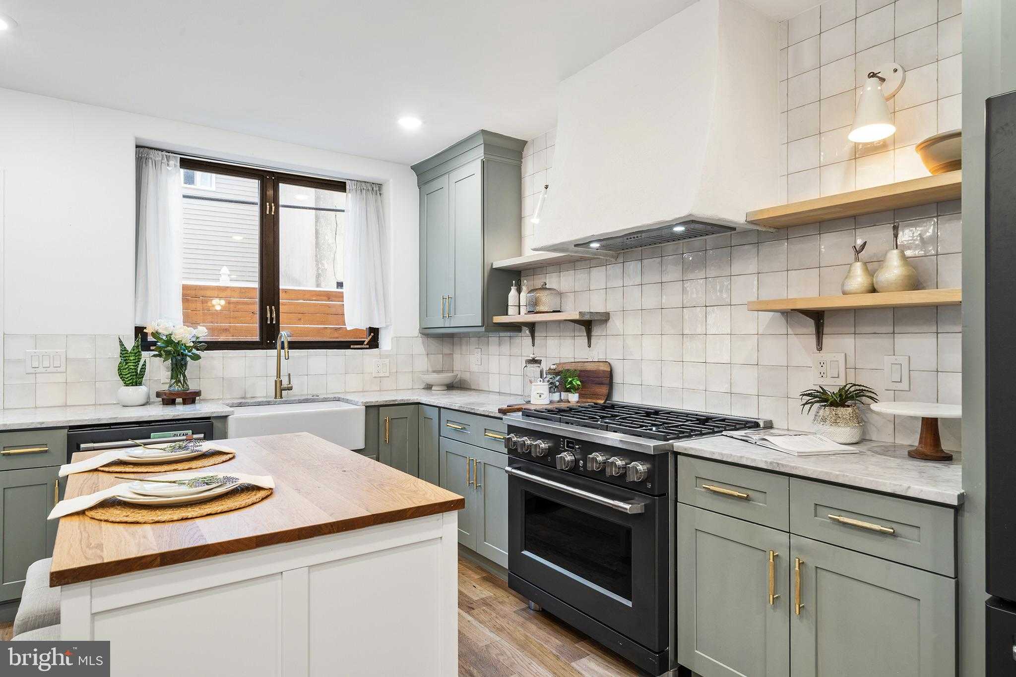 1106 Watkins St photo 7