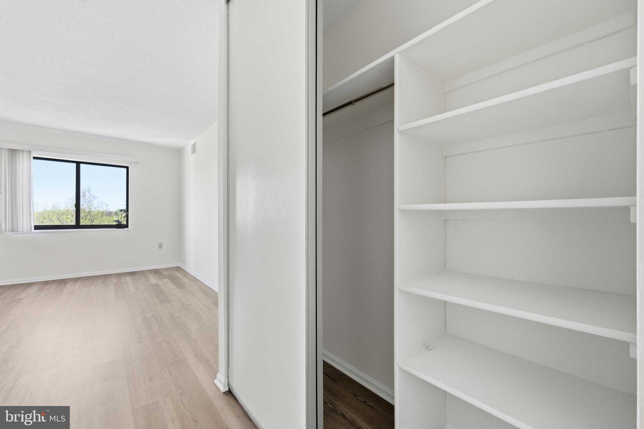 15107 Interlachen Dr # 2-1006 photo 22