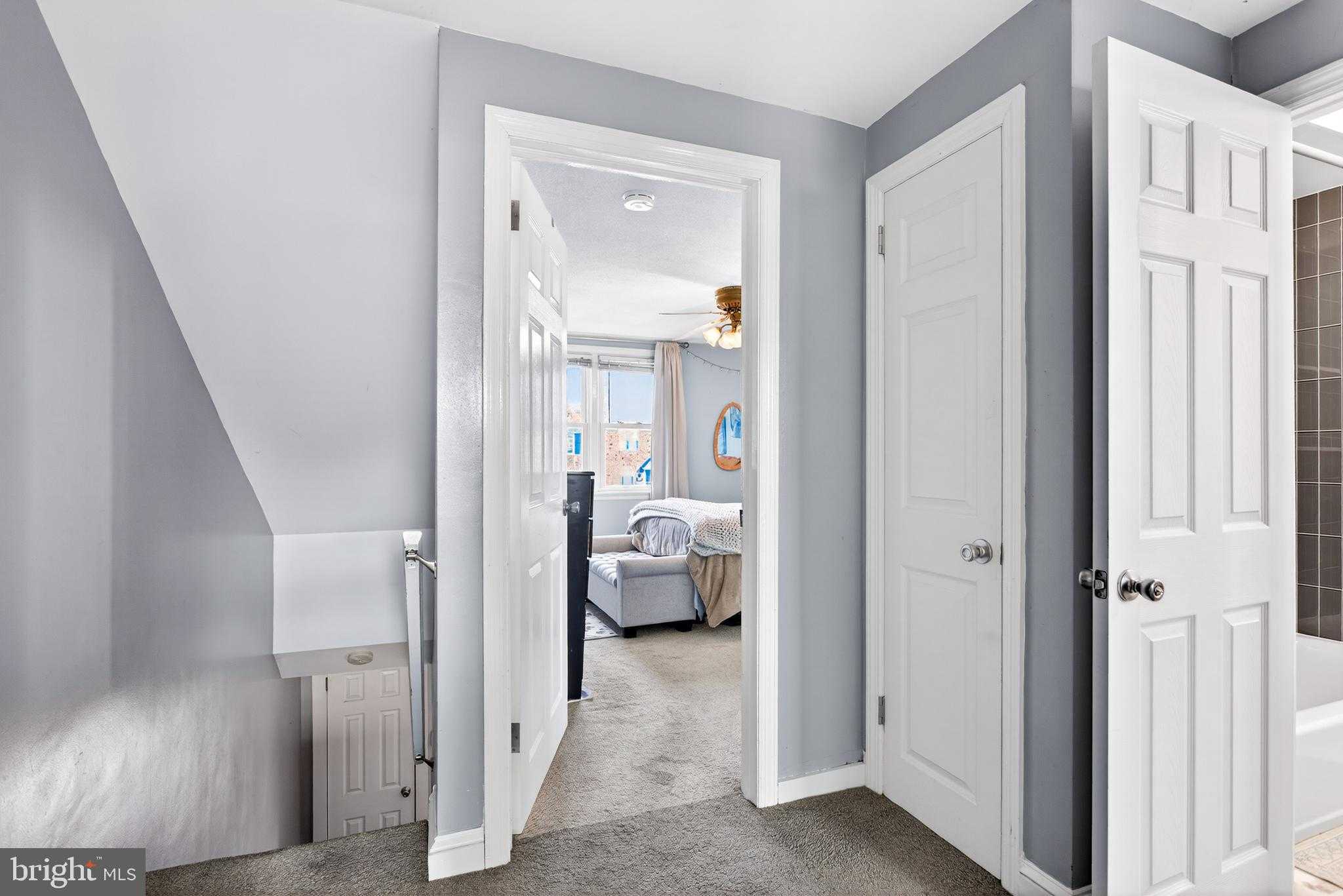 304 Pine St photo 14