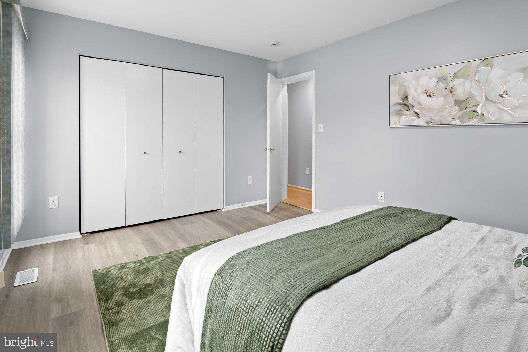 8252 Glen CT photo 22