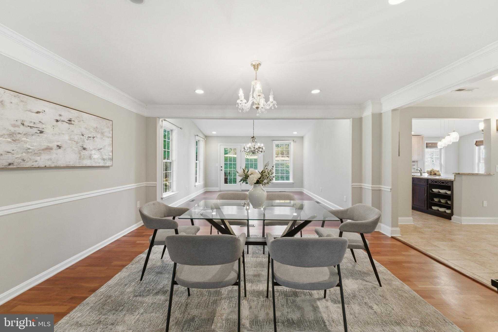 712 Brandon Green Dr photo 6