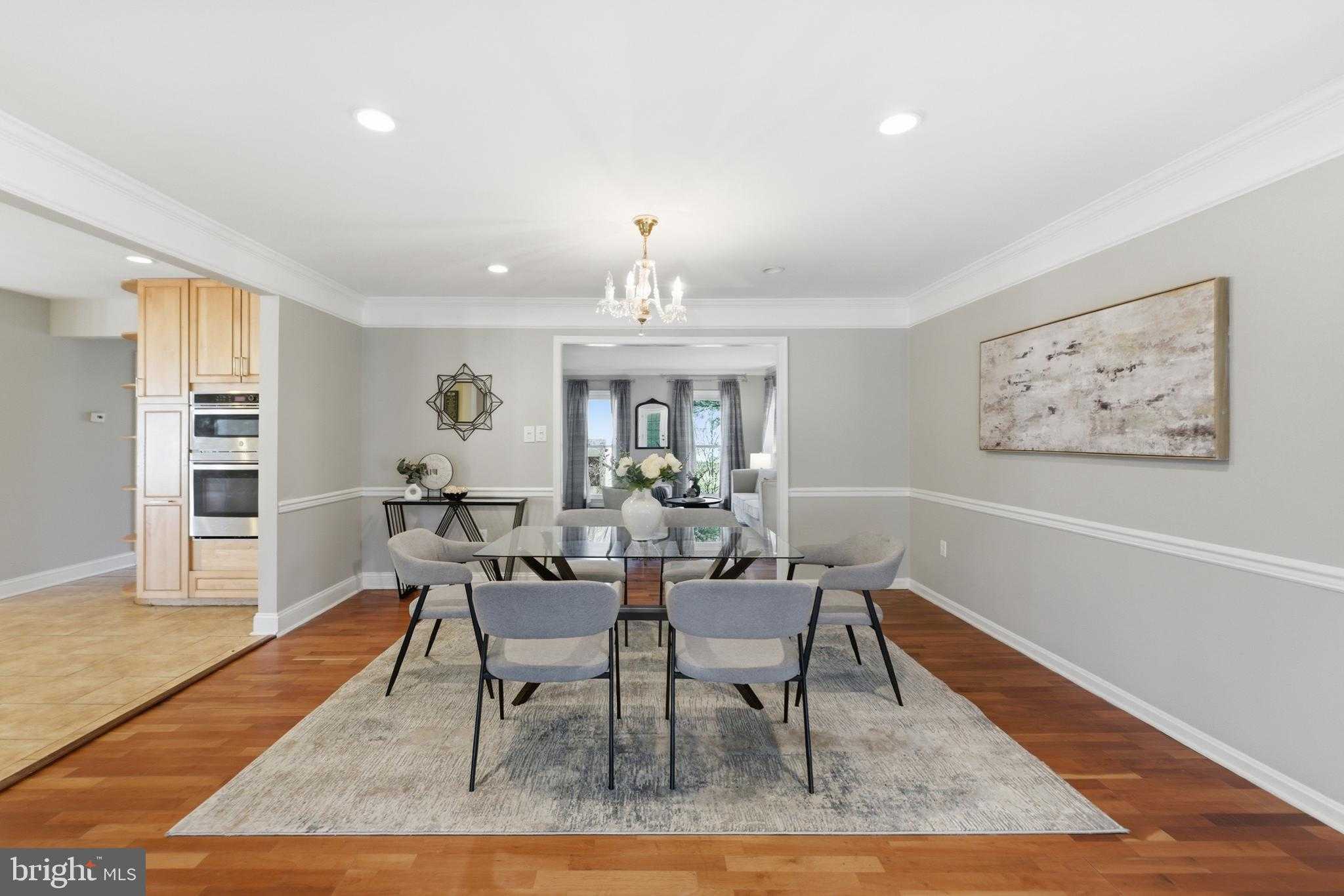 712 Brandon Green Dr photo 8