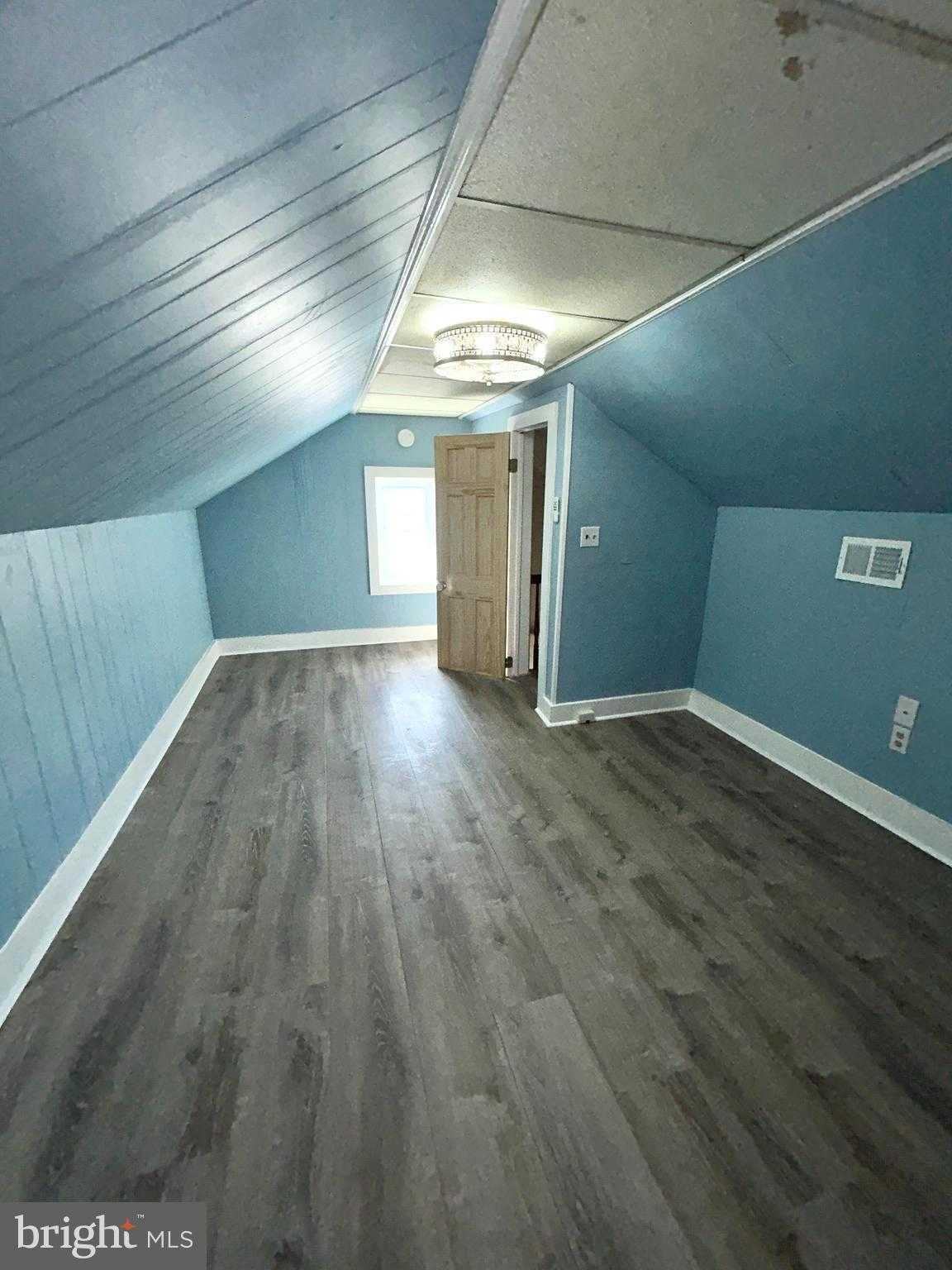 111 N Seton Ave photo 18