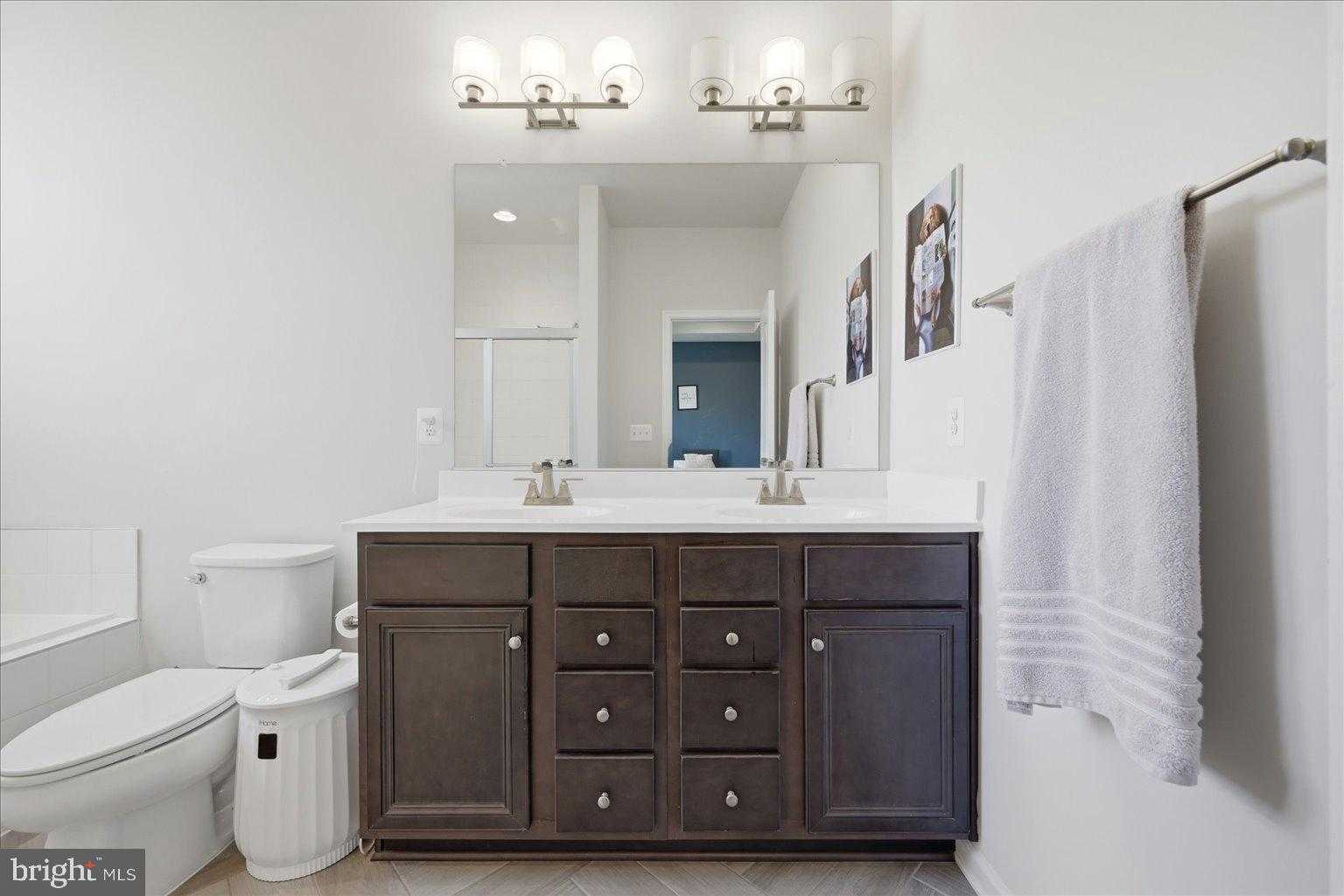 3410 Gentle Breeze Dr photo 8