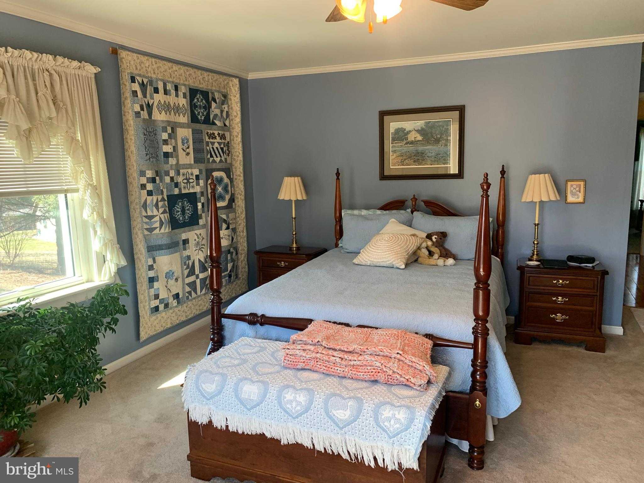 120 S High St photo 59