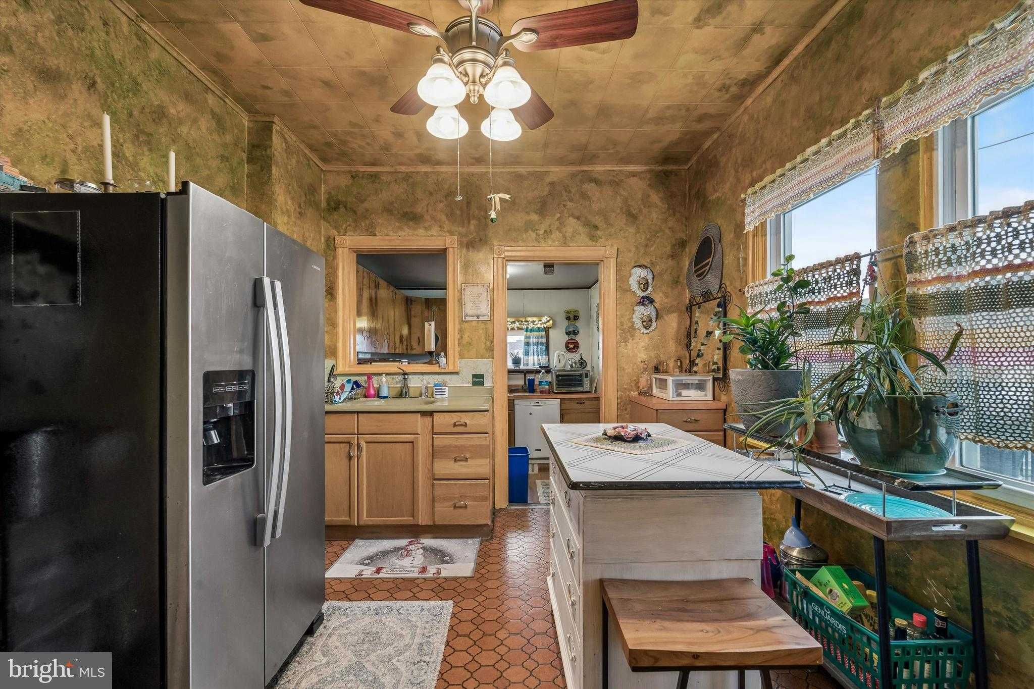 145 Jefferson St photo 10